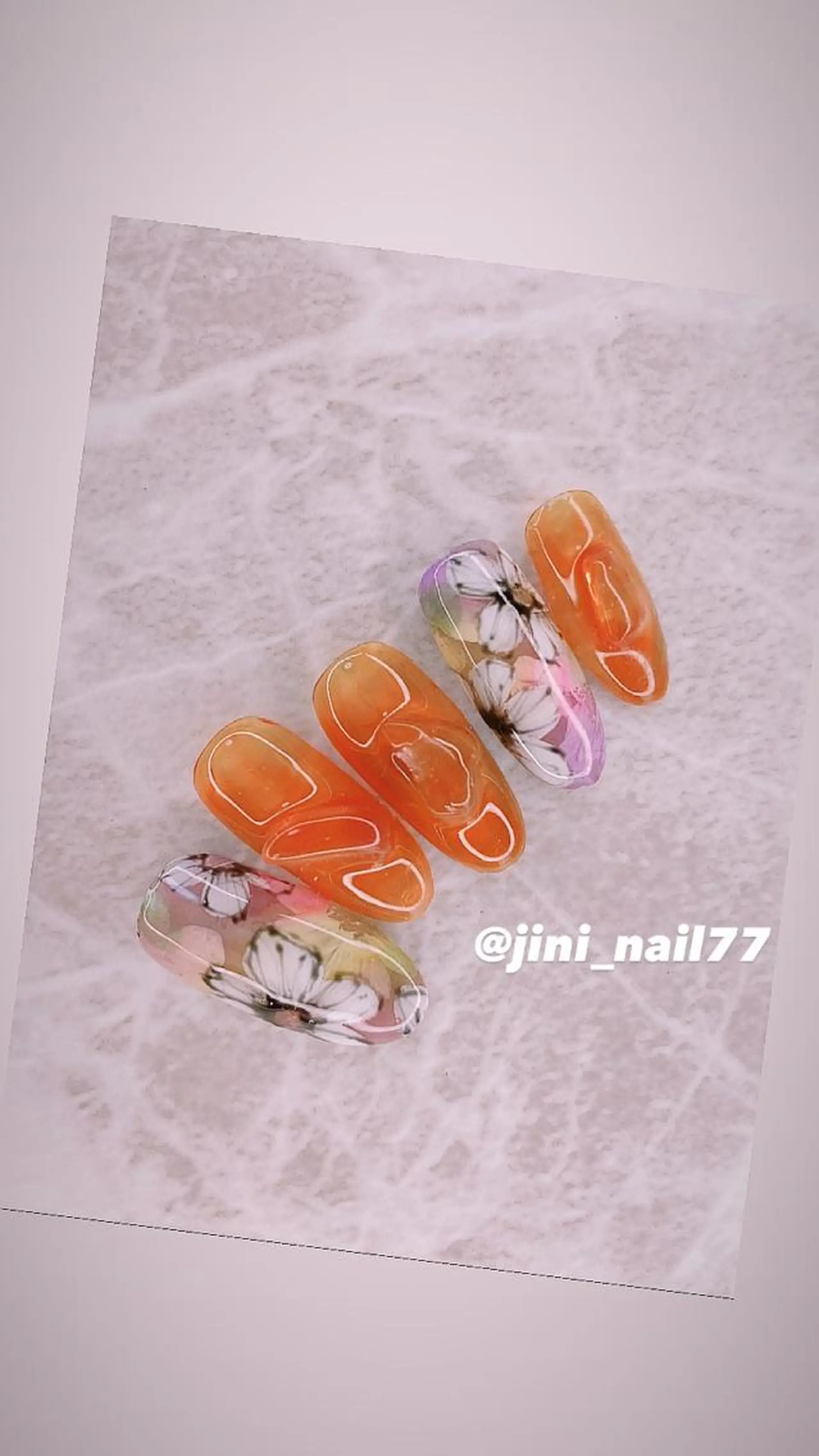 ネイル JINI NAIL所属・ジニ ネイルのネイルデザイン