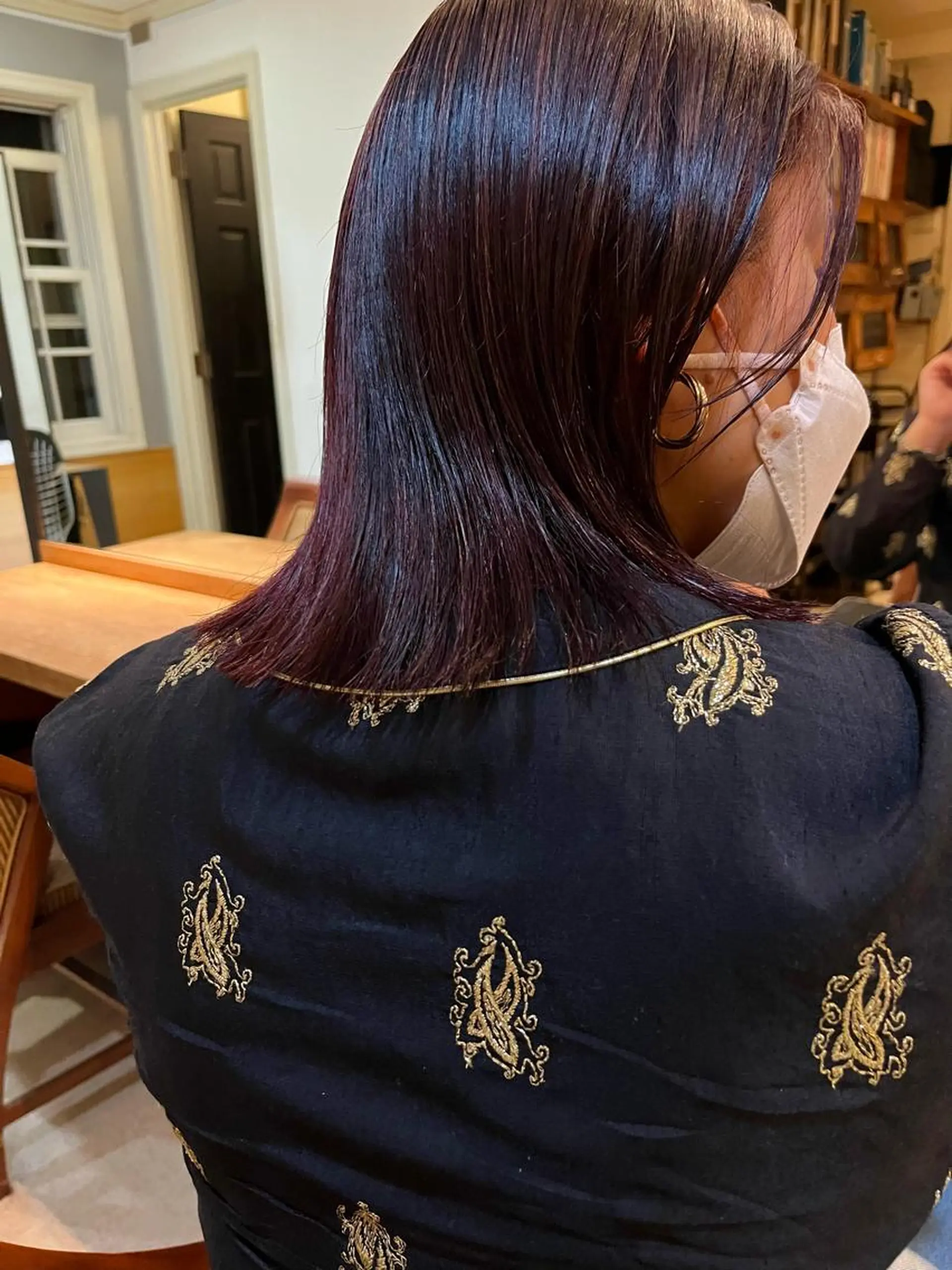 ミディアム カラー NOUN所属・eri kinjoのヘアスタイル