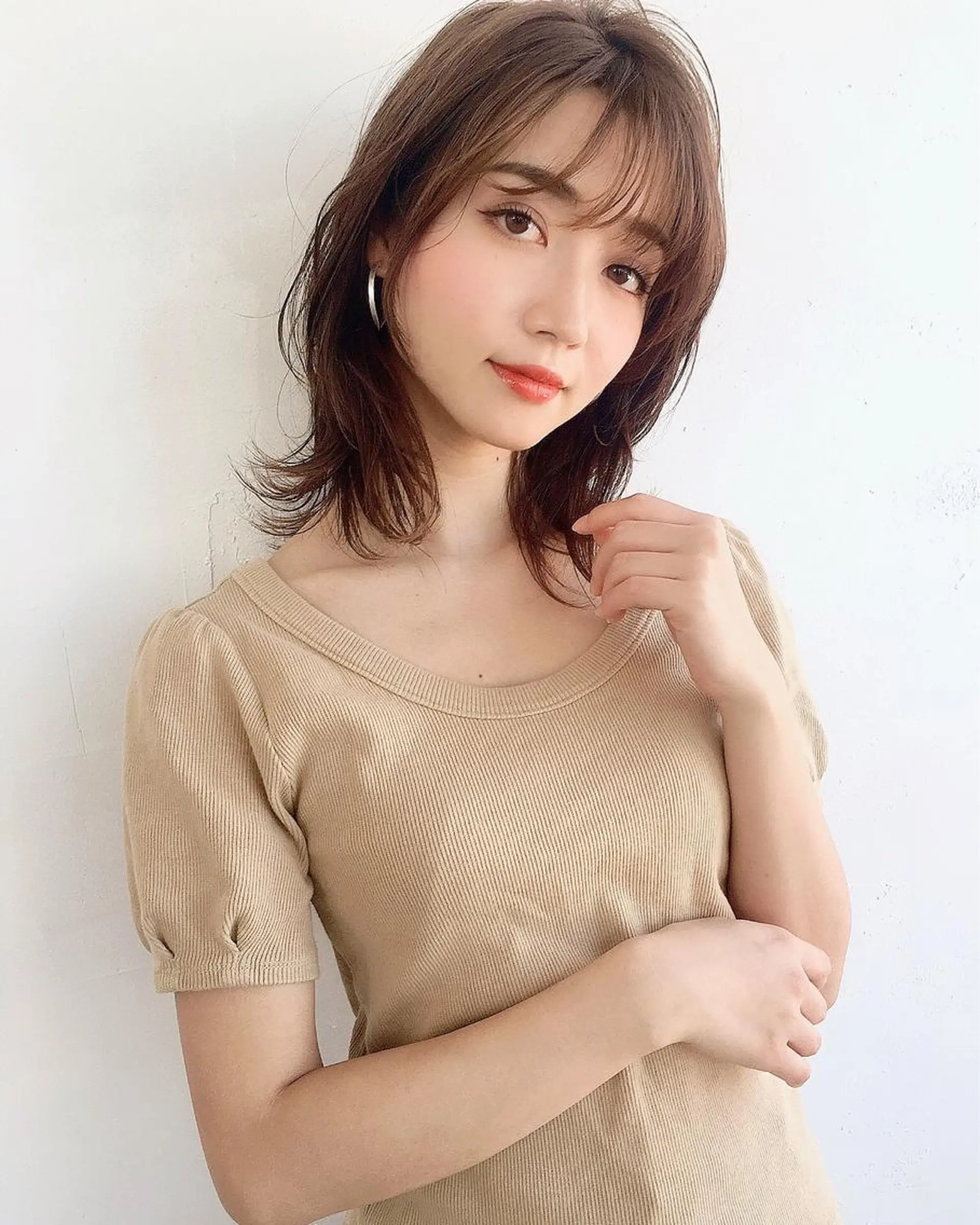 ミディアム ウルフカット 鎌倉 彩のヘアスタイル