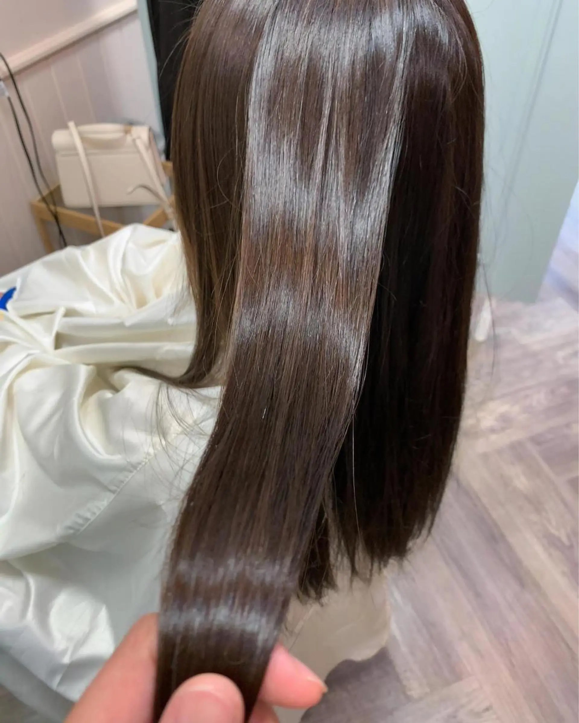 ロング パーマ 髪質改善 ストレートパーマ カット ヘアカラー 縮毛矯正 トリートメント less仙台所属・美髪専門美容師🏄 kazuレスlessのヘアスタイル