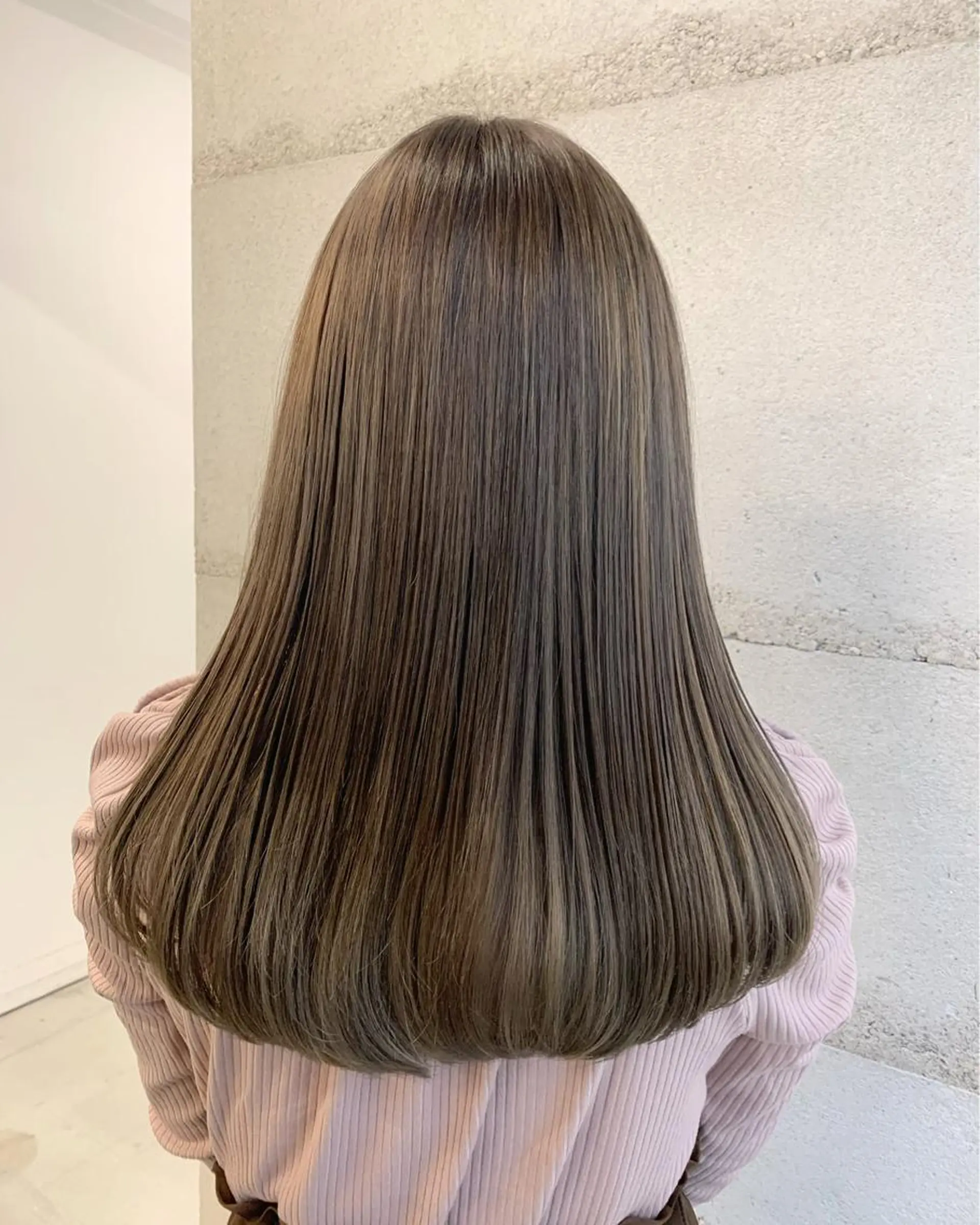 ミディアム カラー 透明感/オリーブ/ グレージュ/YUKAのヘアスタイル