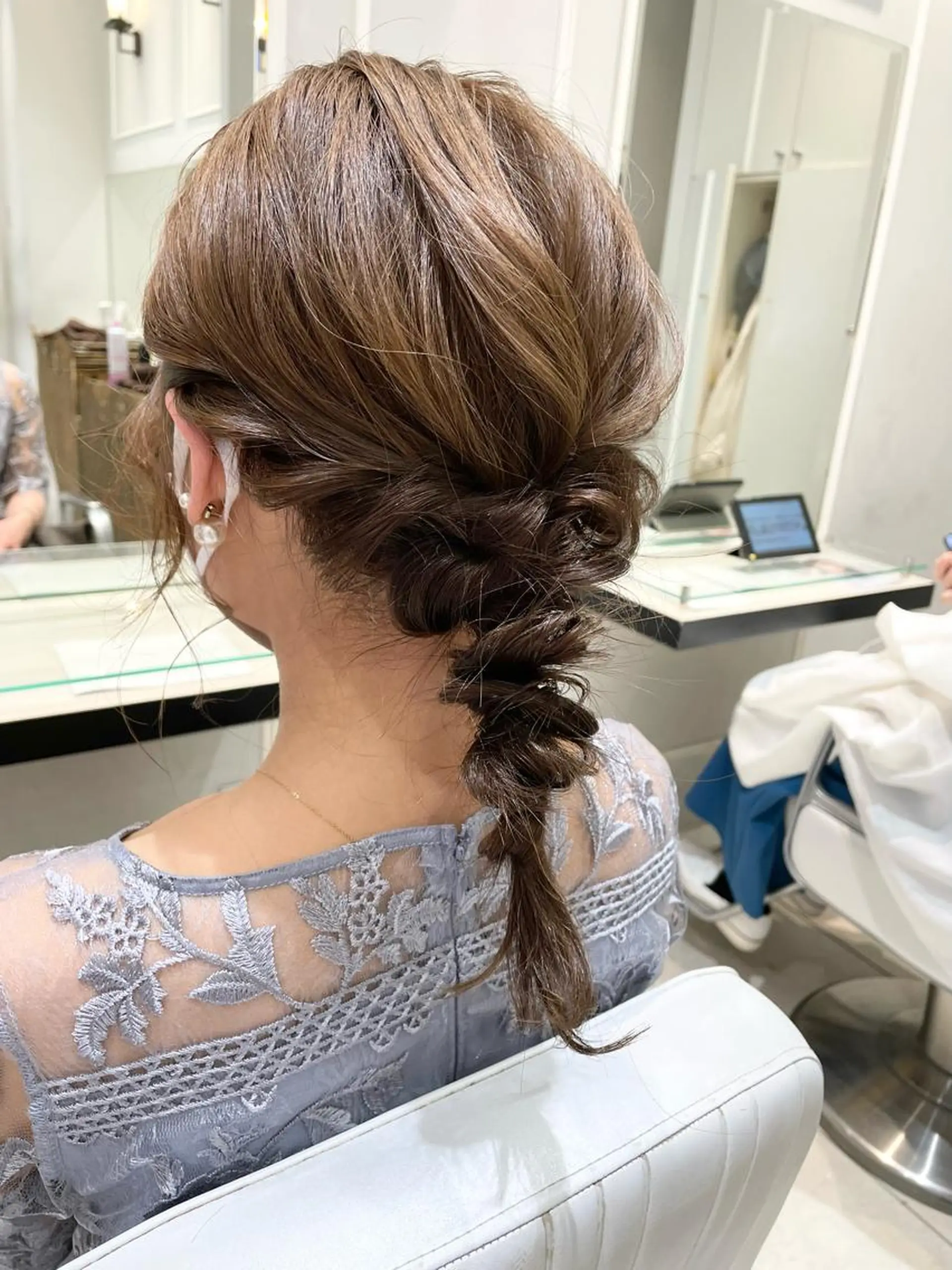 セミロング カラー ヘアアレンジ 🦖鶴岡香純🦖 育休中のヘアスタイル