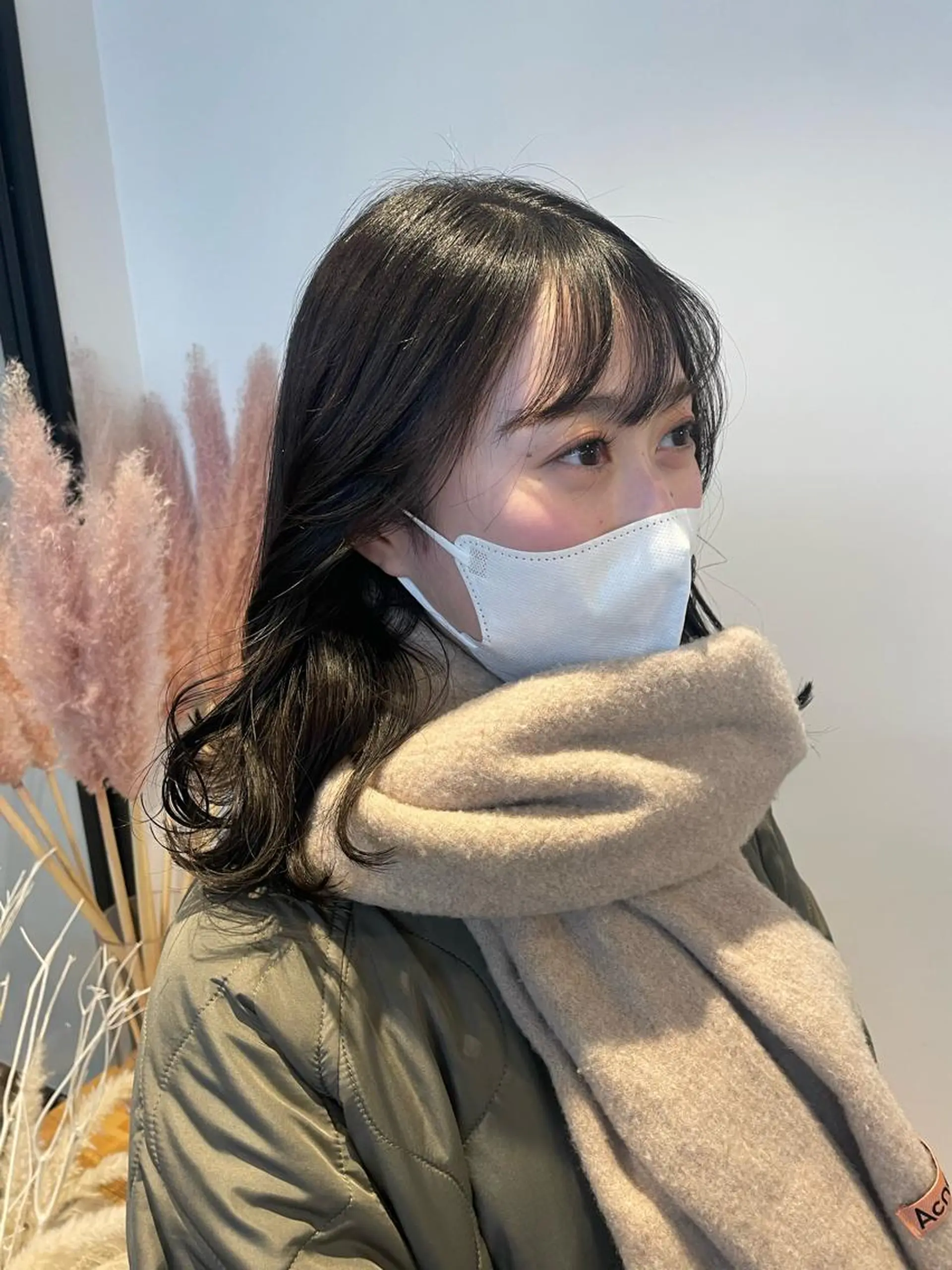 セミロング カラー yuika .のヘアスタイル