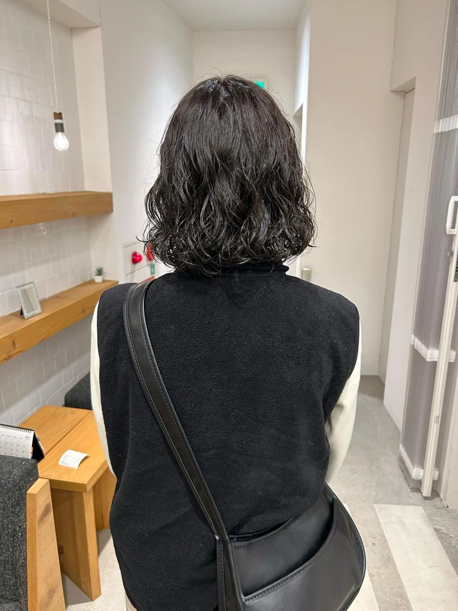 ミディアム カラー パーマ ミディアムパーマ ボブ 、 、のヘアスタイル