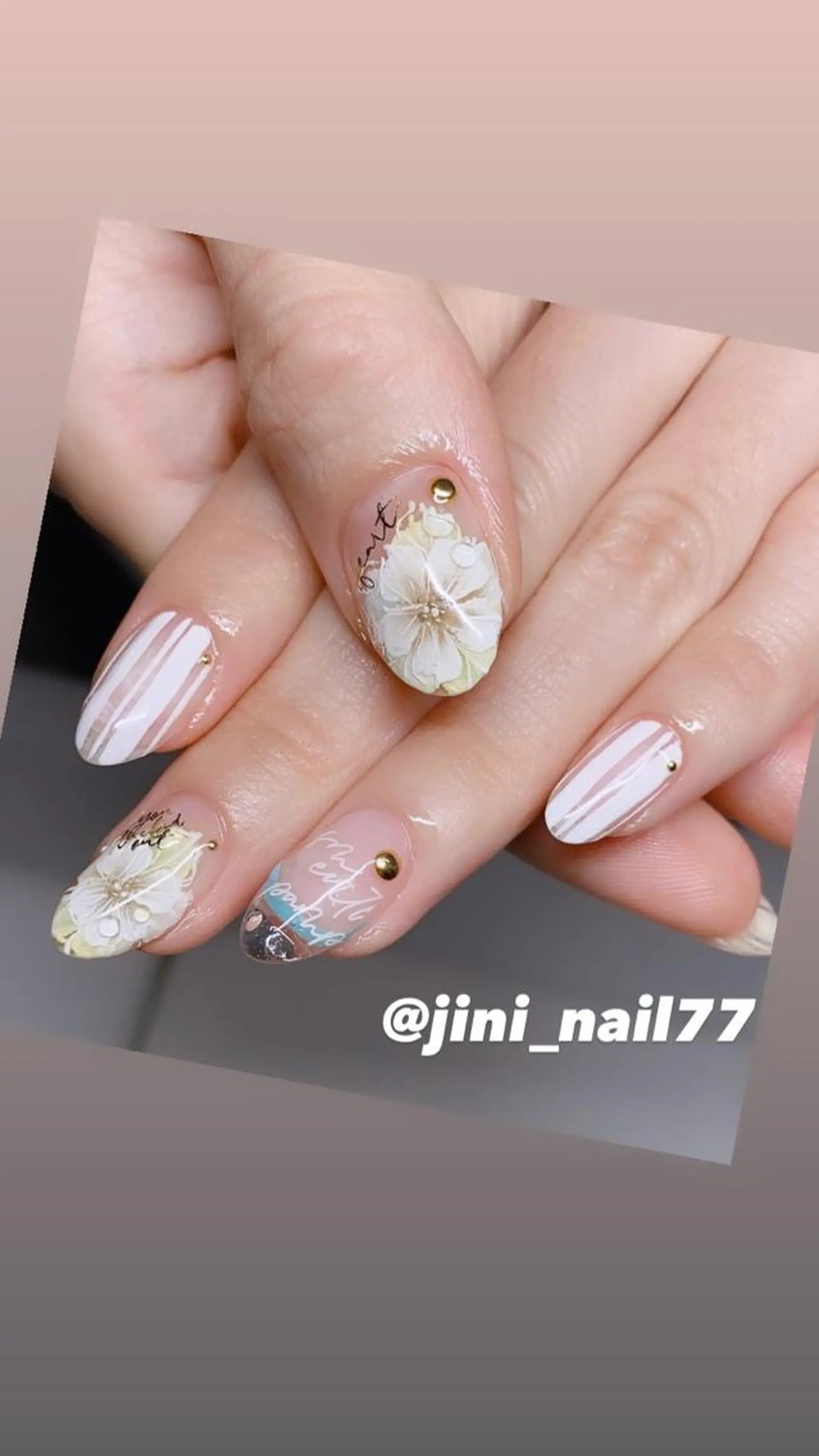 ネイル JINI NAIL所属・ジニ ネイルのネイルデザイン