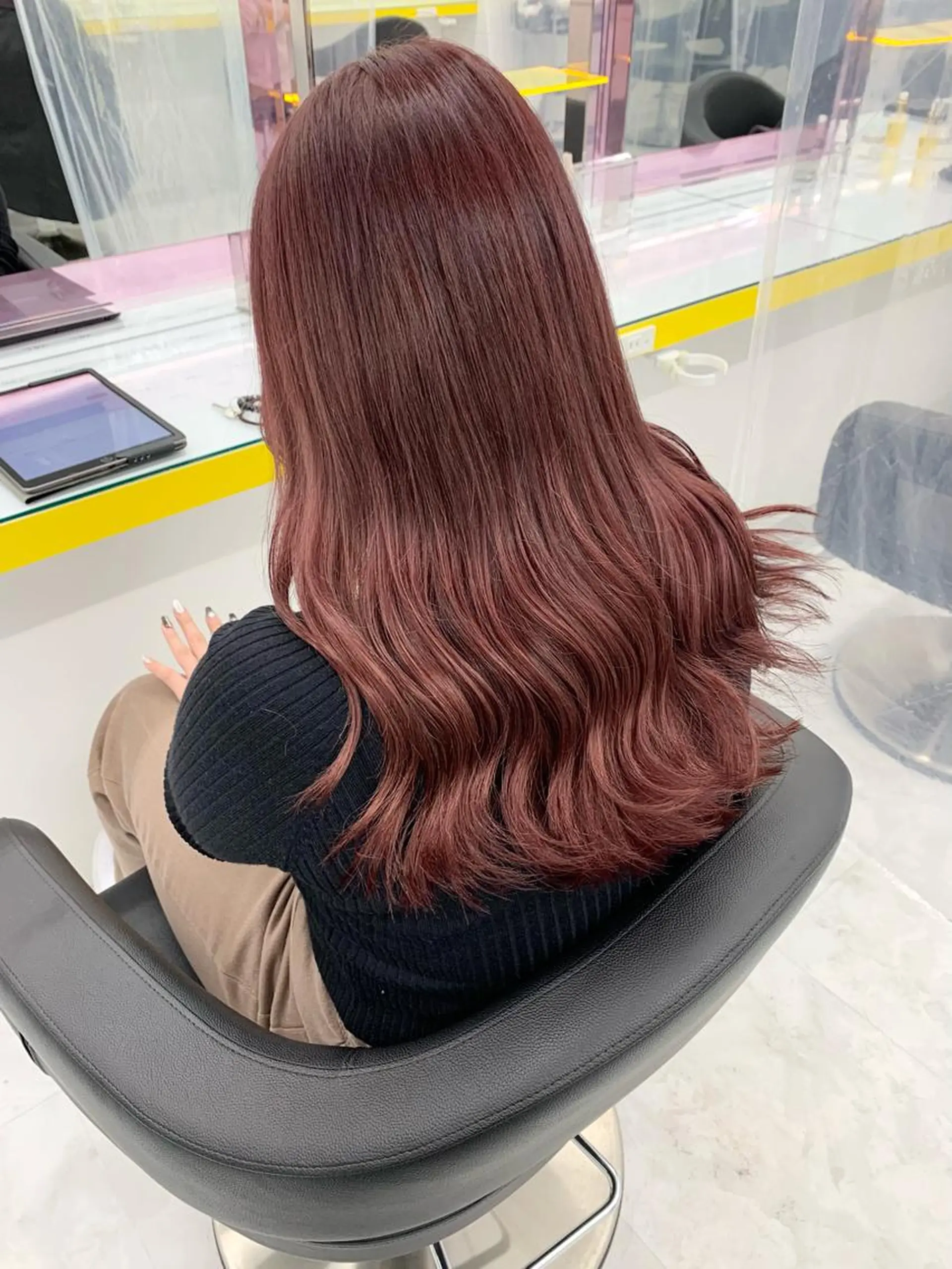 ロング カラー ヘアアレンジ ピンクカラー ヘアカラー トリートメント 🪞ハイトーン🪞 🤍waka🤍のヘアスタイル