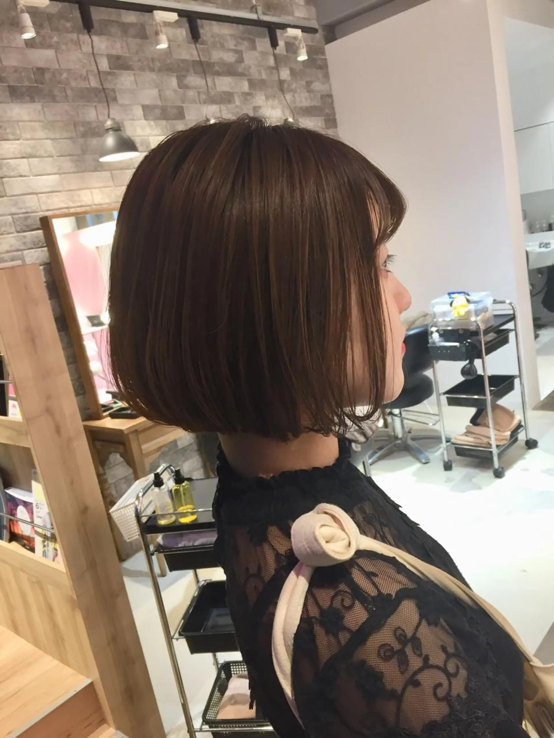 ショート 切りっぱなしボブ ボブ 所渉/韓国レイヤー /ウルフカットのヘアスタイル