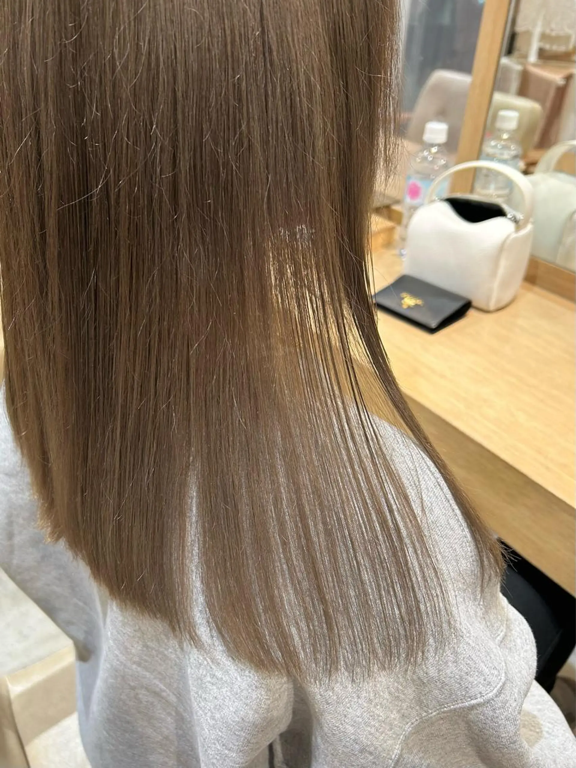 カラー 浅倉栞 /透明感カラーのヘアスタイル