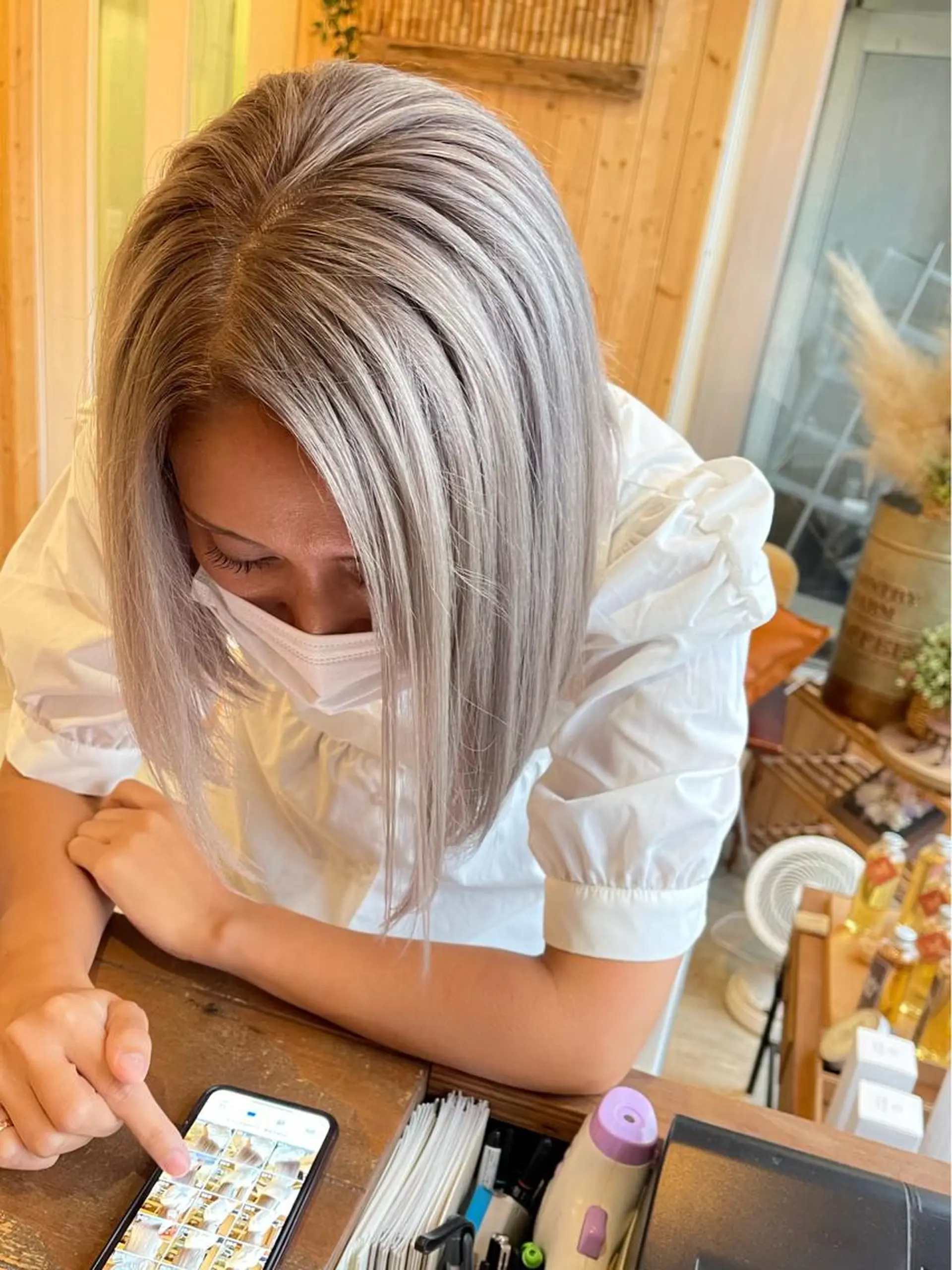 ミディアム ヘアカラー トリートメント Foi by Belle都賀店（フォワ バイ ベル）所属・FoibyBelle ﾌｫﾜﾊﾞｲﾍﾞﾙのヘアスタイル