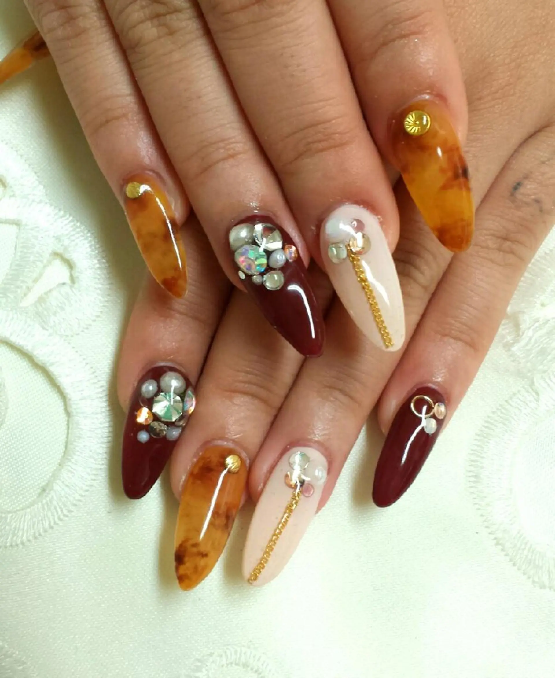 ネイル 河野ちえ (雑誌掲載サロン)のネイルデザイン