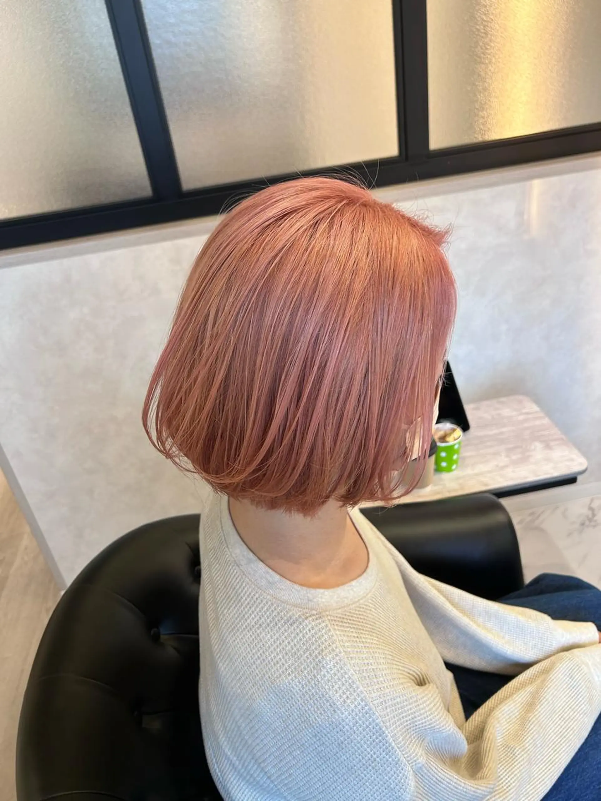 ショート カラー ヘアカラー トリートメント &chaLme   心斎橋所属・emi/髪質改善/ 韓国風/艶カラーのヘアスタイル