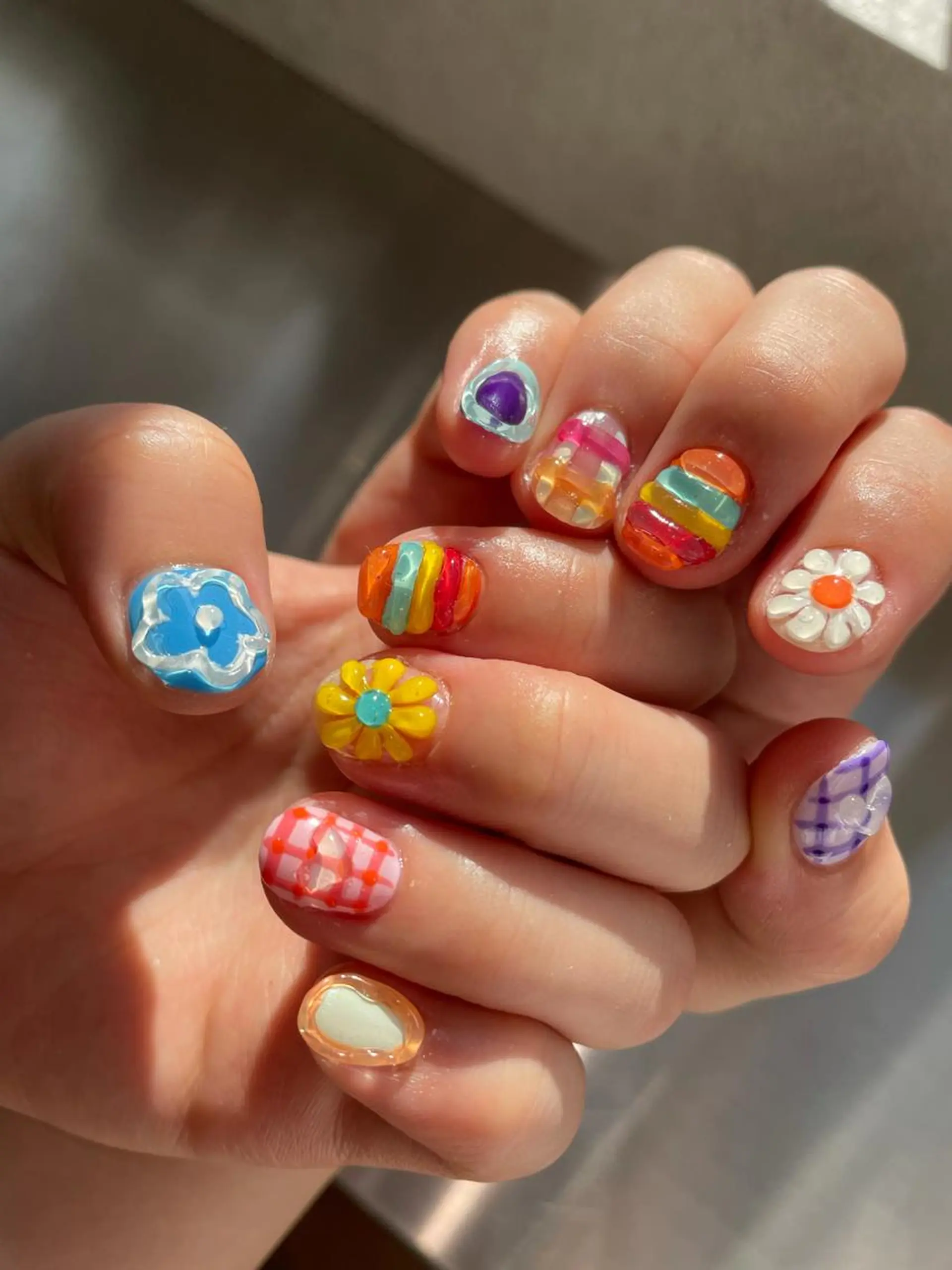 ネイル ハンドネイル ナチュラル透明感🌱 小山美樹子のヘアスタイル