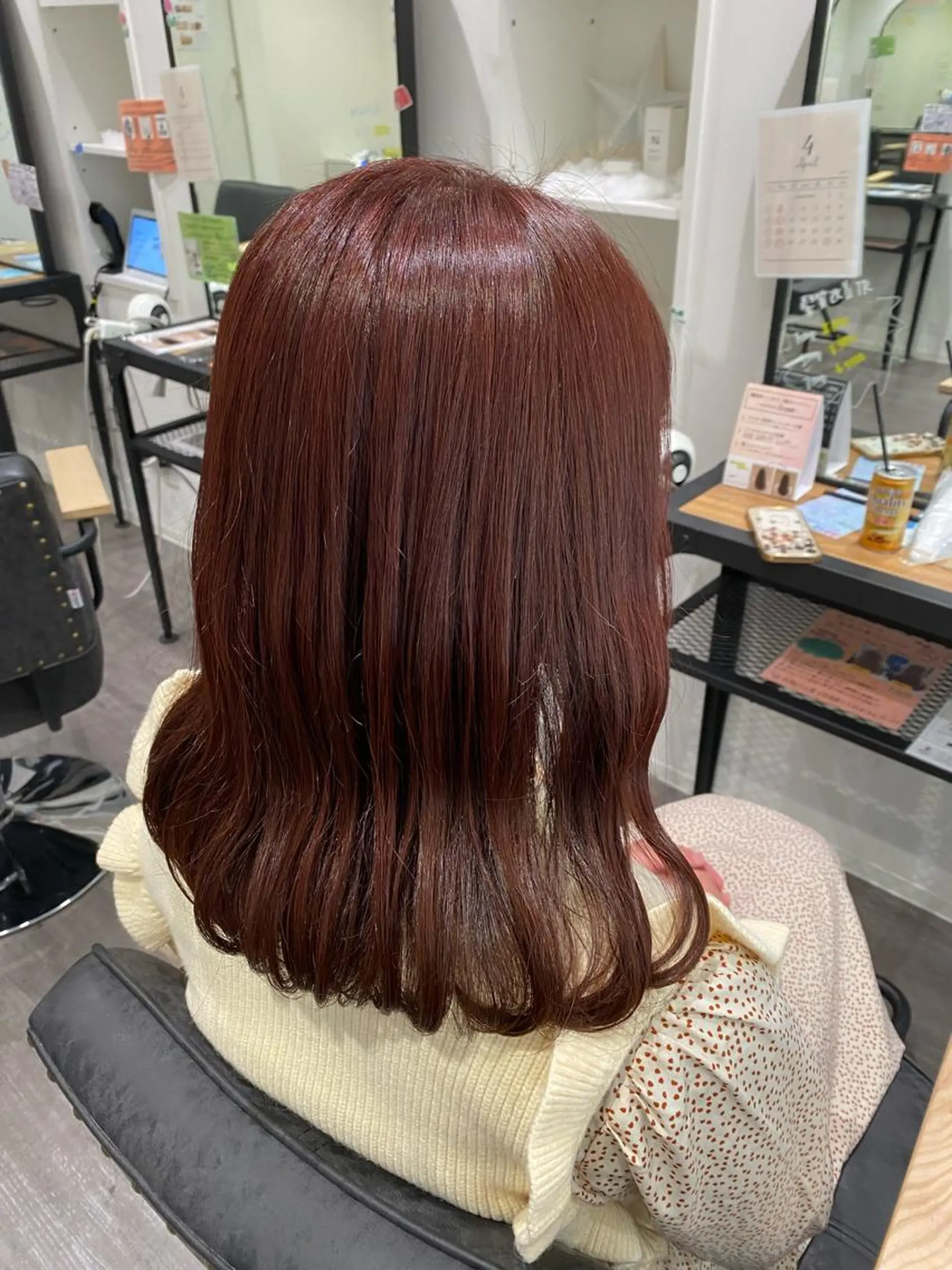 ミディアム 大野 美紅のヘアスタイル