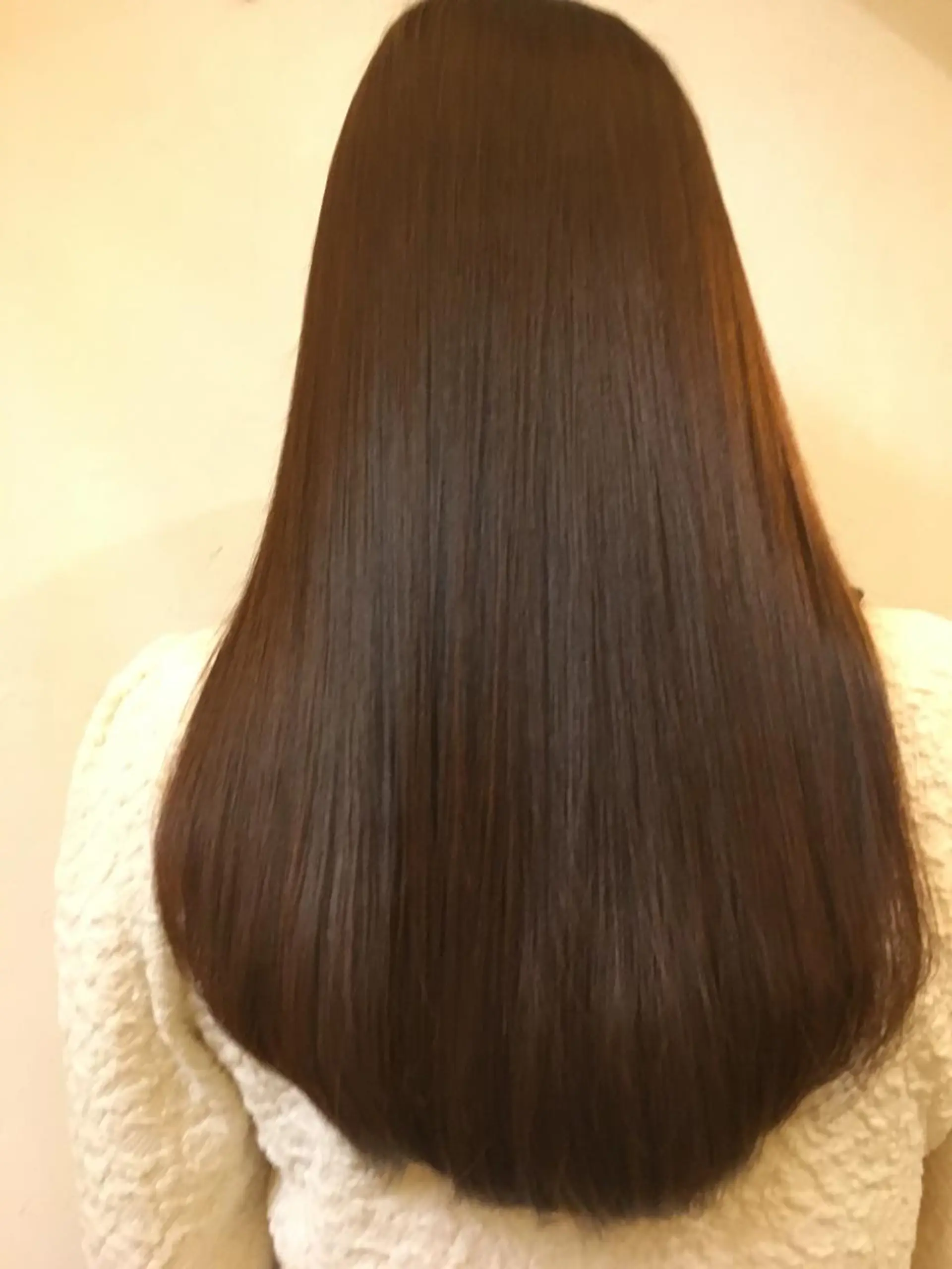 ミディアム セミロング ロング カラー ピンクカラー 髪質改善 トリートメント メンズ眉毛ITSUK Iメンズ専門　新宿の眉毛・アイブロウイメージ