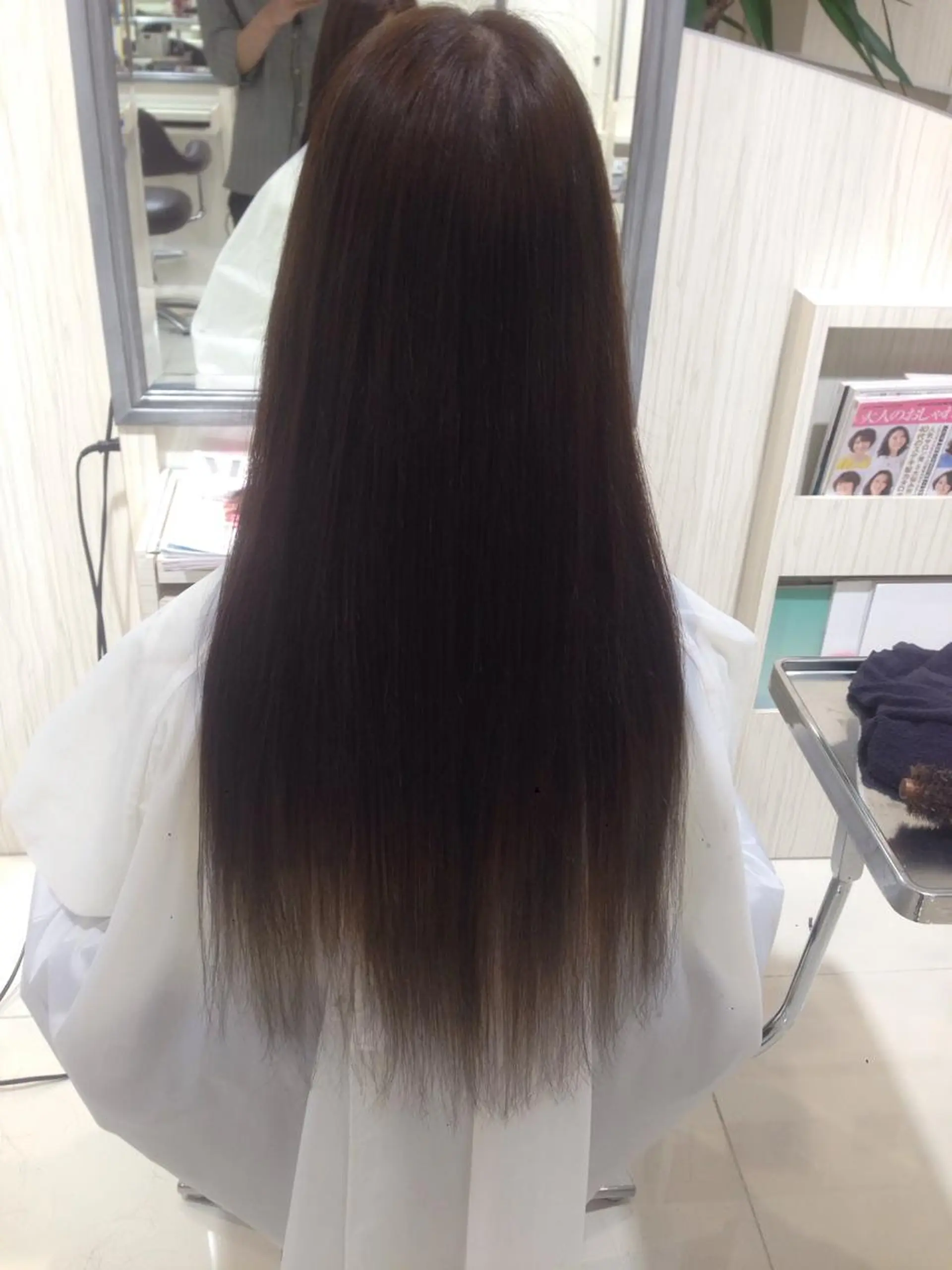 ロング カラー グラデーションカラー グレージュ ✨艶髪✨透明感✨ 山内大樹のヘアスタイル