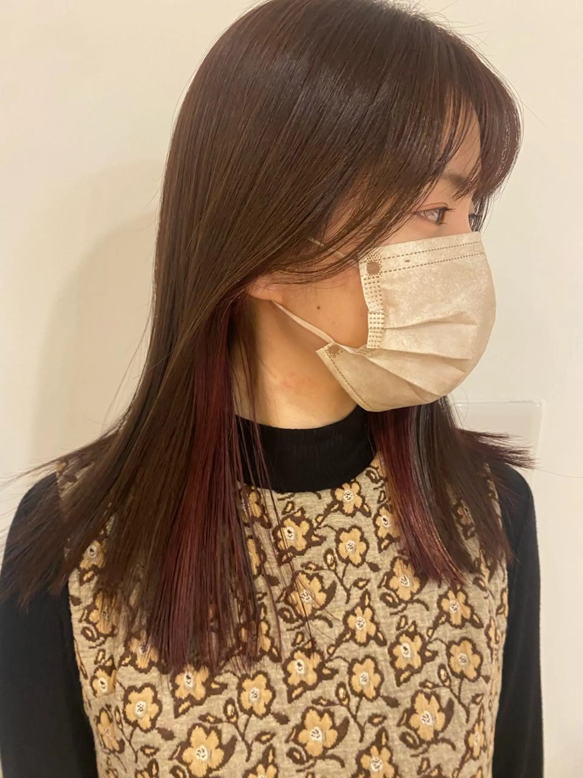 カラー Stoop所属・伊賀 海優のヘアスタイル