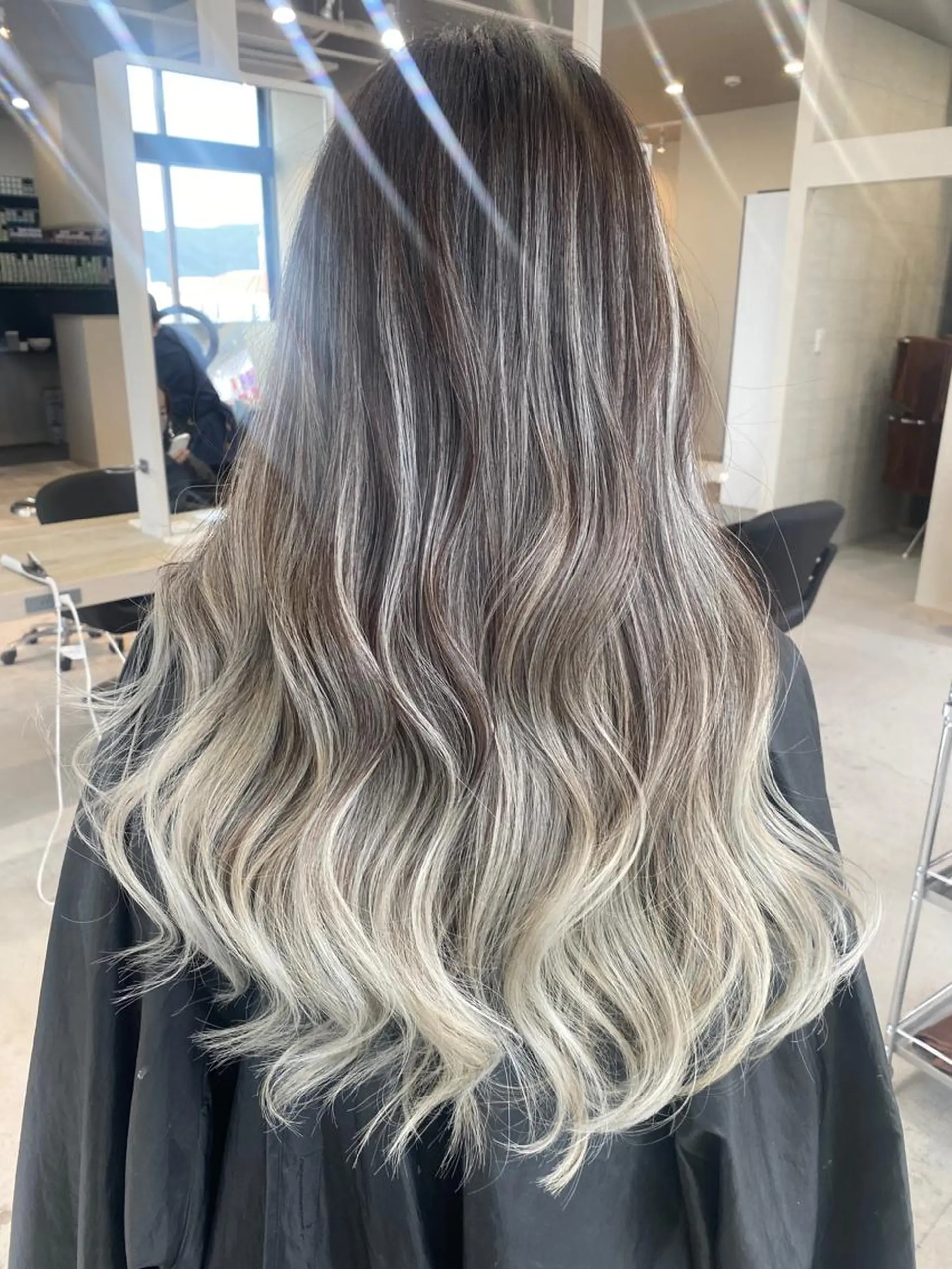 ロング ヘアアレンジ ネイル マツエク・マツパ アイブロウ ヘアカラー トリートメント 井上 一平のヘアスタイル