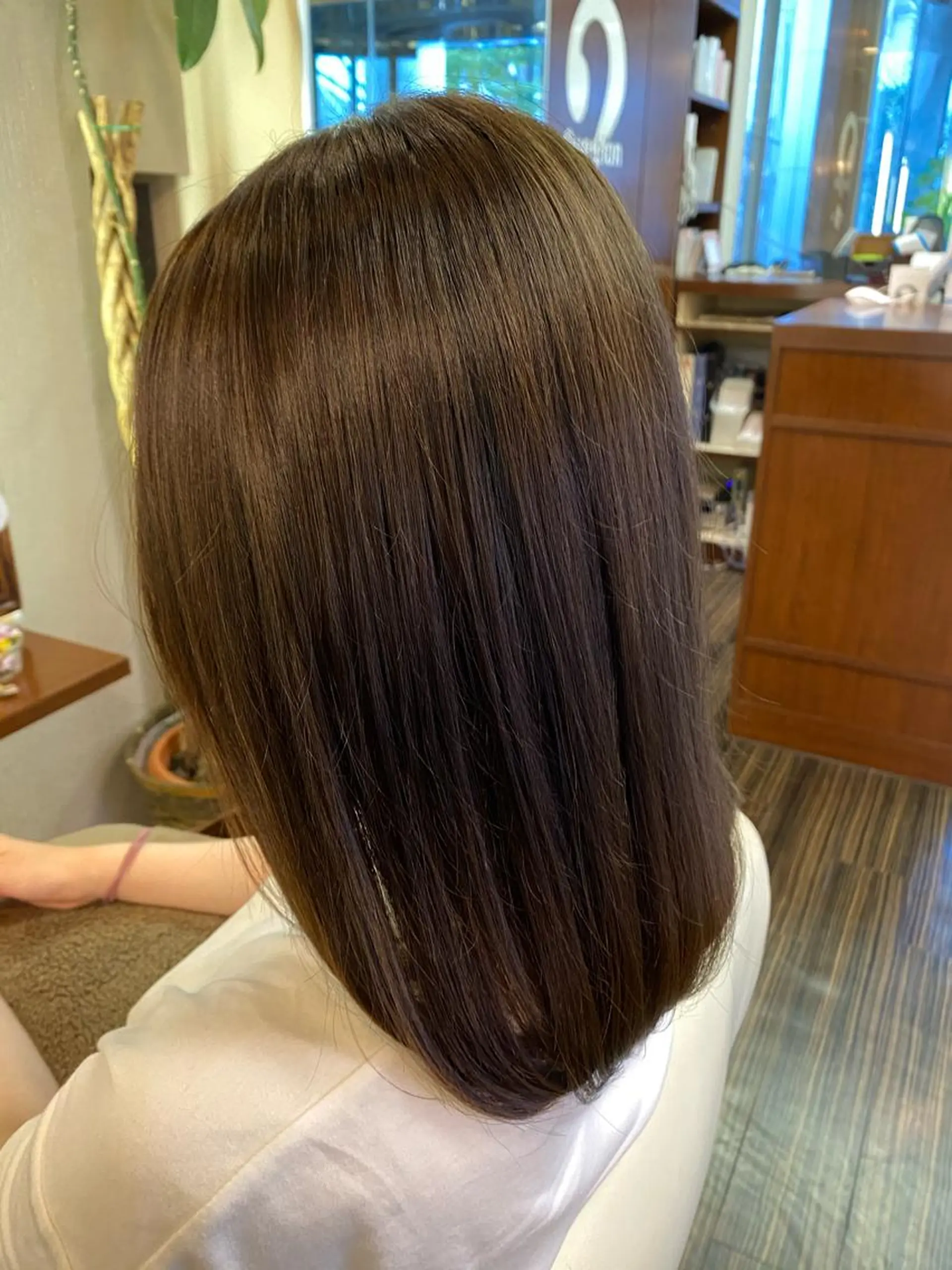 ミディアム カラー ヘアアレンジ カット ヘアカラー トリートメント 加藤 瑠美のヘアスタイル