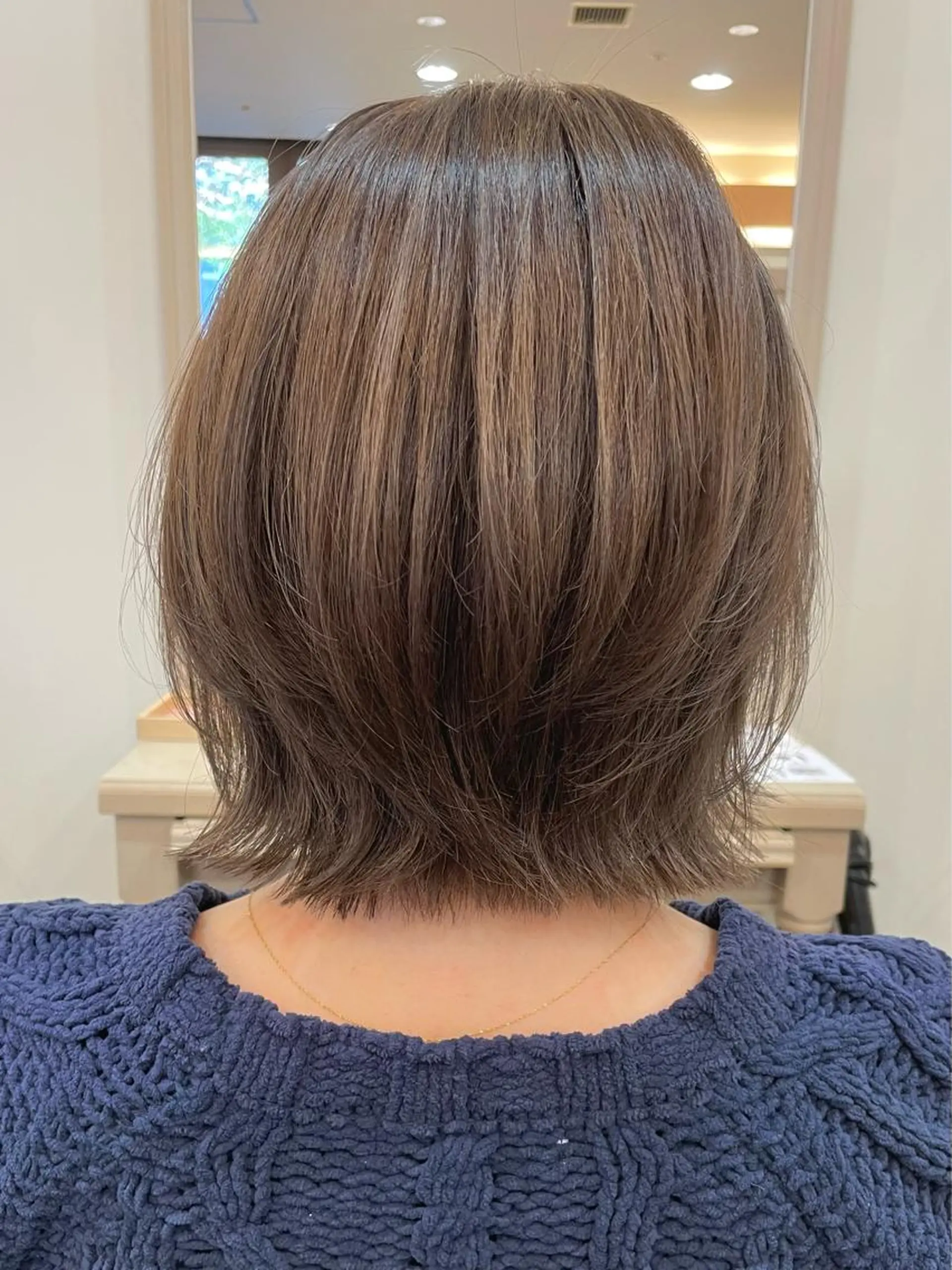 ショート カラー アッシュ ベージュカラー ハイライトカラー ハイライト カット ヘアカラー トリートメント メンズパーマ🌀/ 中村郁未のヘアスタイル