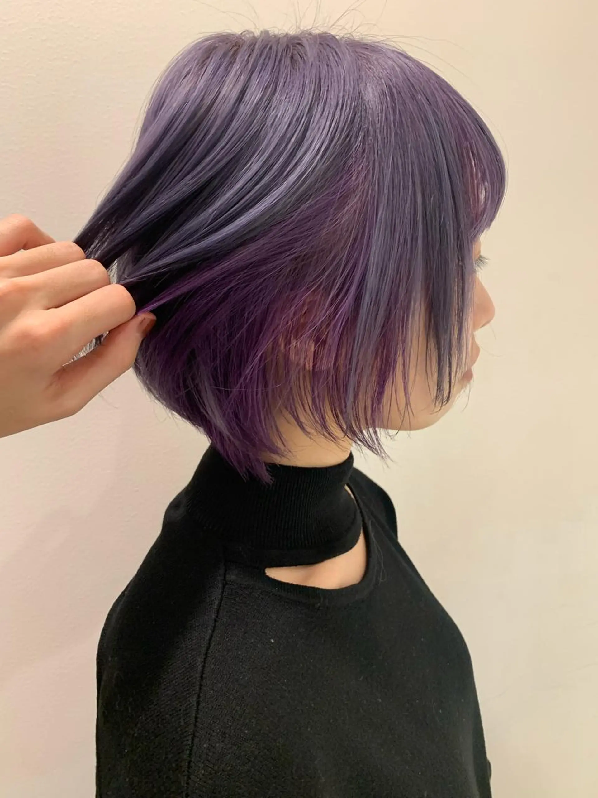 ショート カラー ハイトーン/ウルフ /小澤凌祐🦕のヘアスタイル