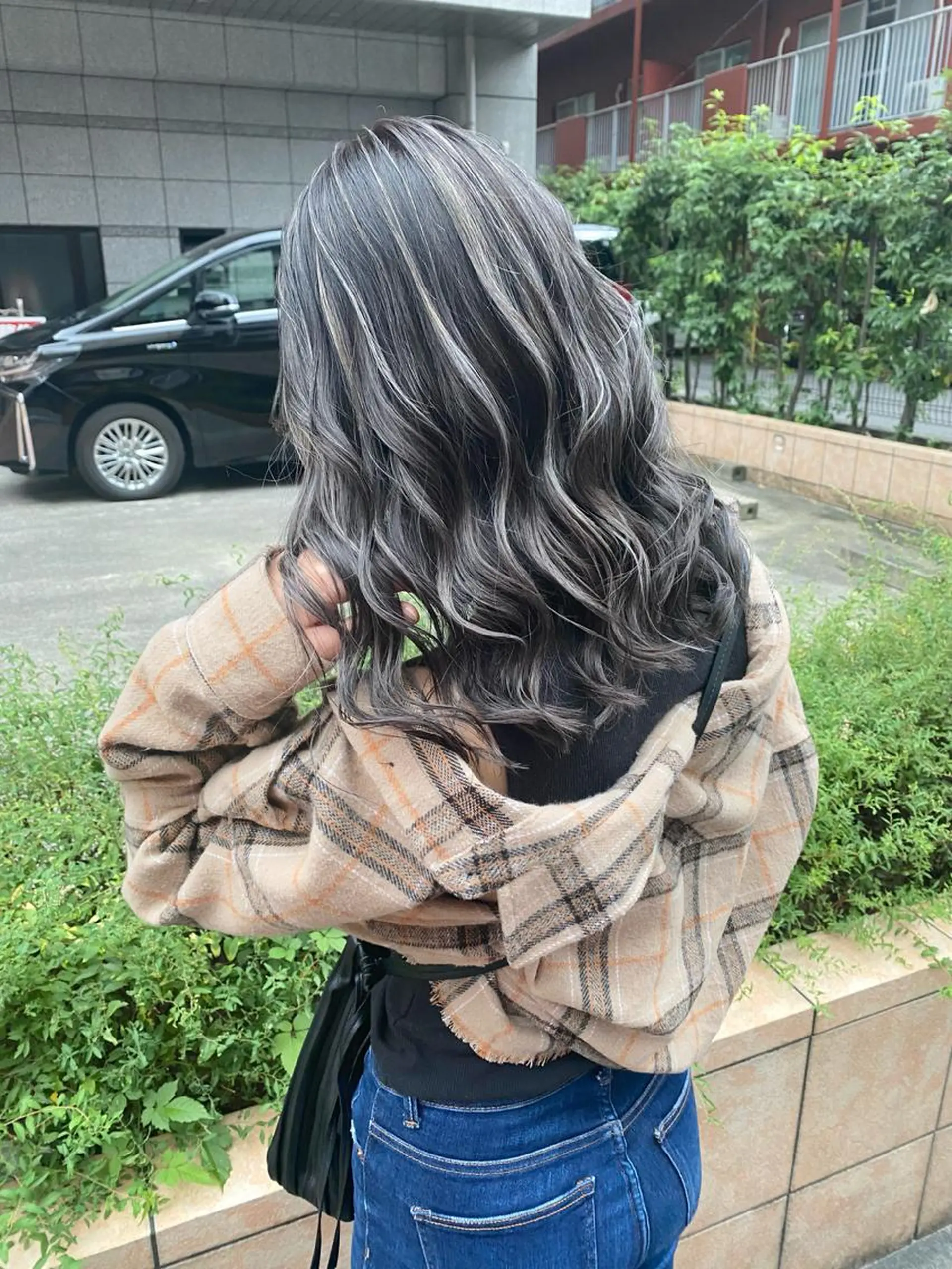 セミロング カラー ハイライトカラー ハイライト Via officialのヘアスタイル