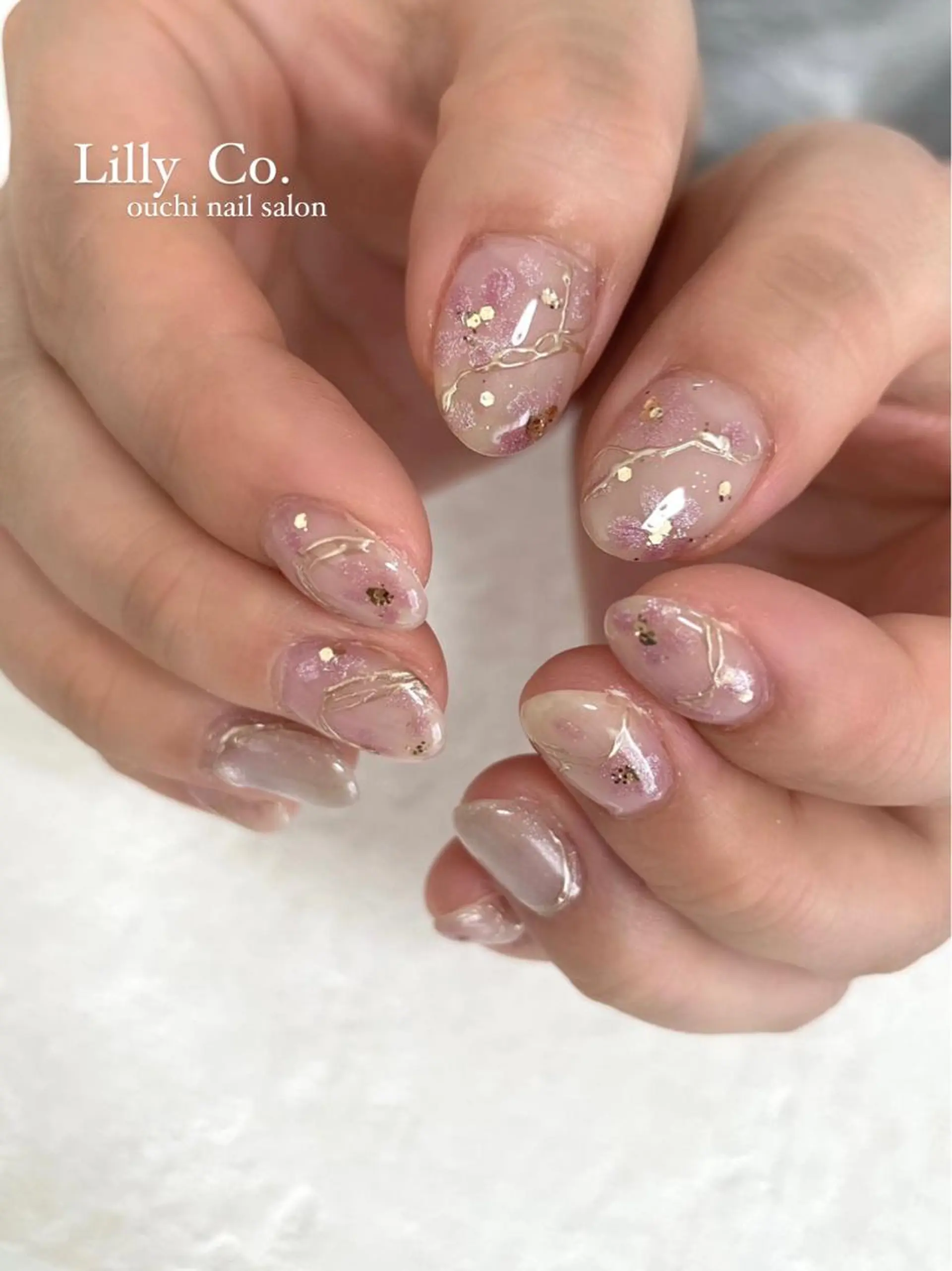 ネイル アートネイル ブライダルネイル ハンドネイル ハンドケア Lilly Co.のネイルデザイン
