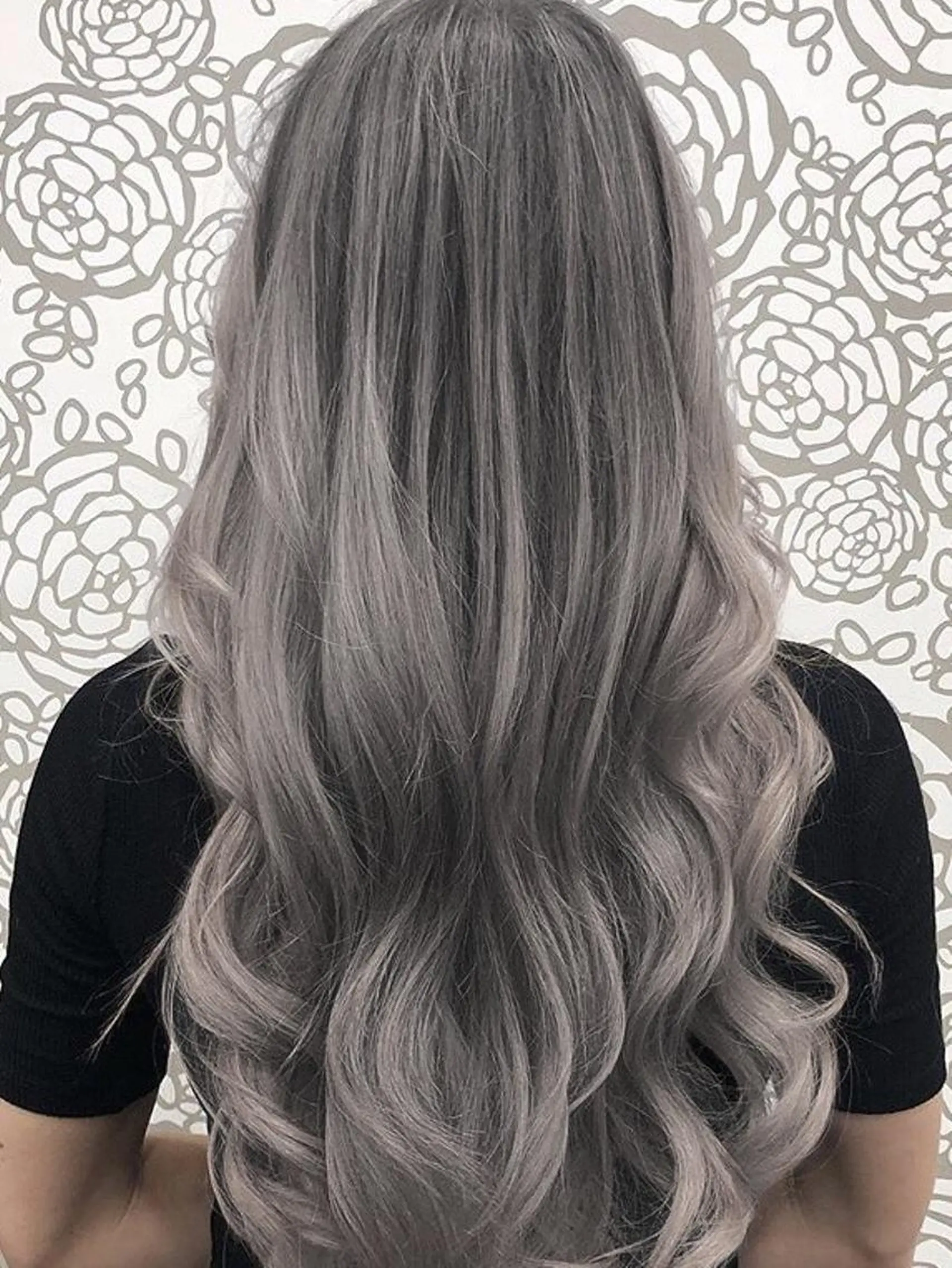 ロング カラー パーマ ヘアアレンジ Device ディバイスのヘアスタイル