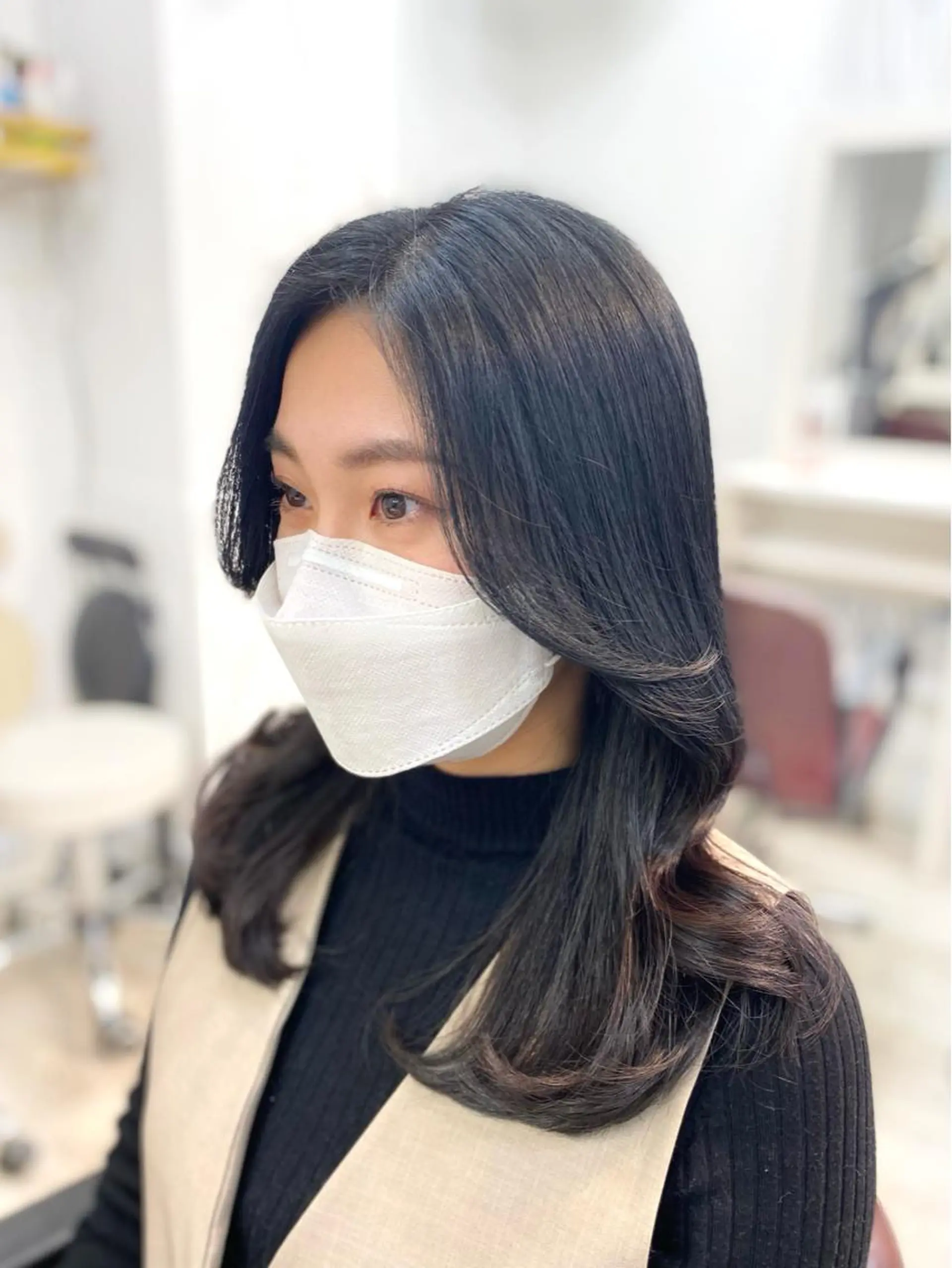セミロング カット ヘアカラー トリートメント ヘアセット 韓国ヘア🤍髪質改善 🇰🇷AKANEのヘアスタイル