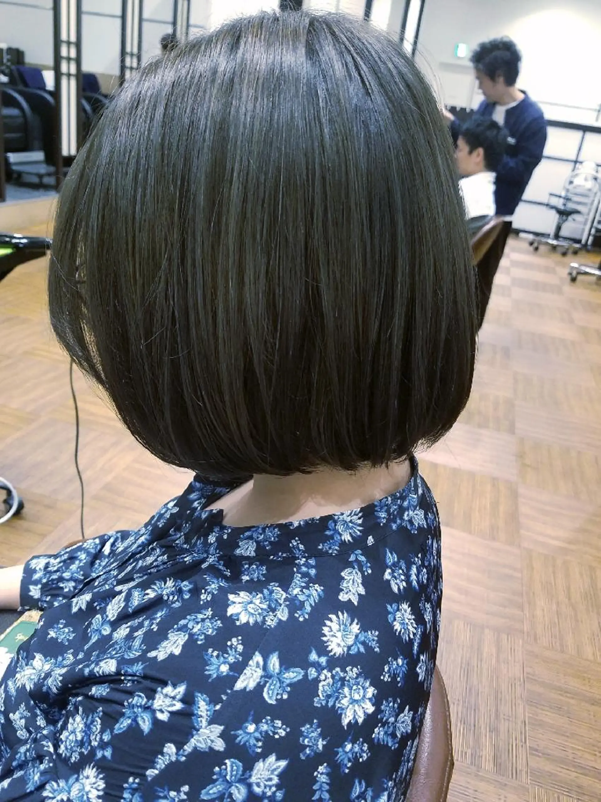 ショート カラー アッシュ レイヤー/ショート /山田譲治✂️のヘアスタイル