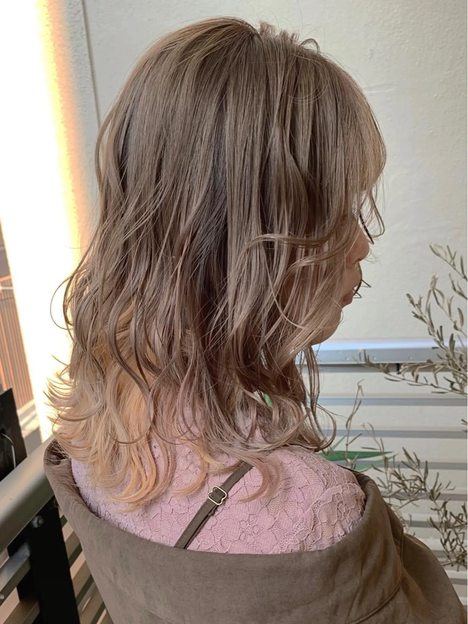 ミディアム カラー 大橋 タツヤのヘアスタイル