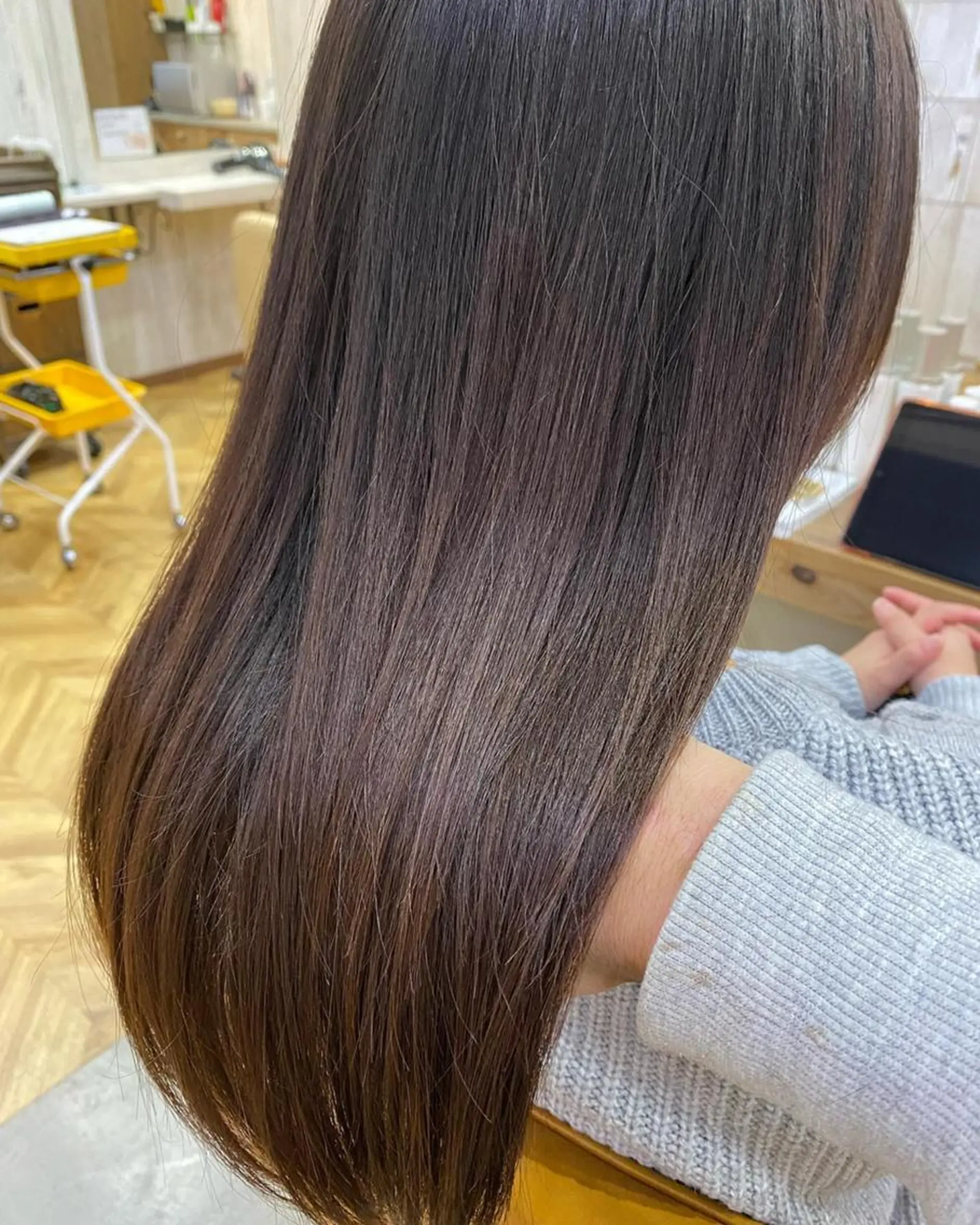 カラー パーマ ヘアアレンジ メンズ キッズ ネイル マツエク・マツパ メンズハイライト メンズインナーカラー アクアカラー ハイライトカラー イルミナカラー Saffyハリウッド トリートメント◎のヘアスタイル