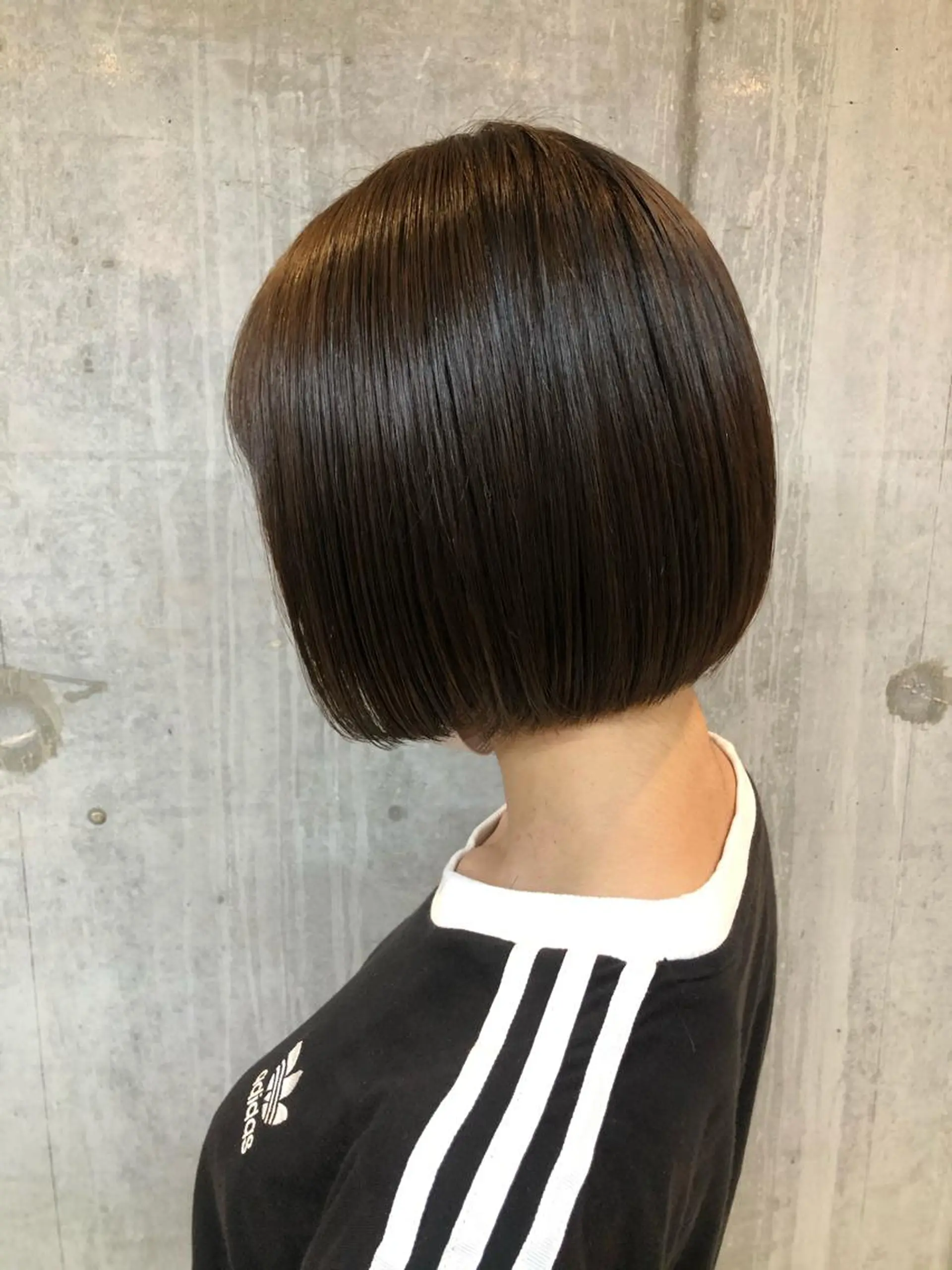 ミディアム 女性に人気♪ はやしほのかのヘアスタイル