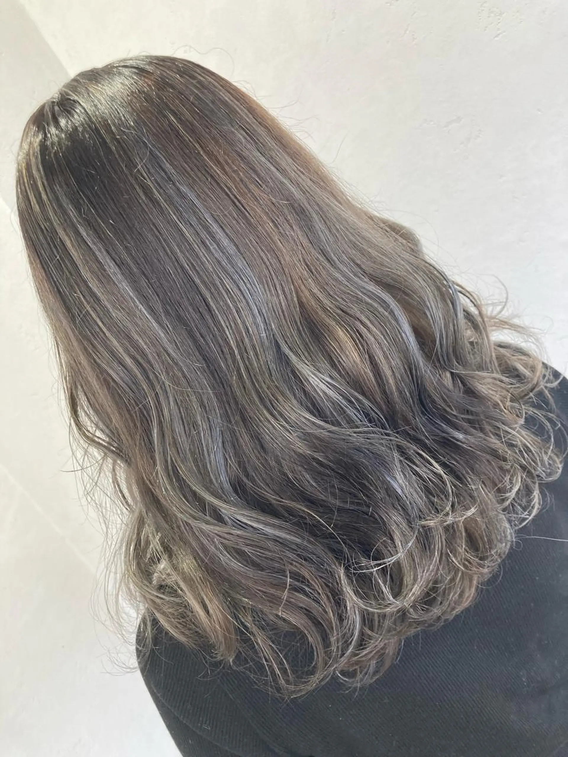 ロング カラー パーマ ブリーチ毛縮毛矯正 👑山口のヘアスタイル