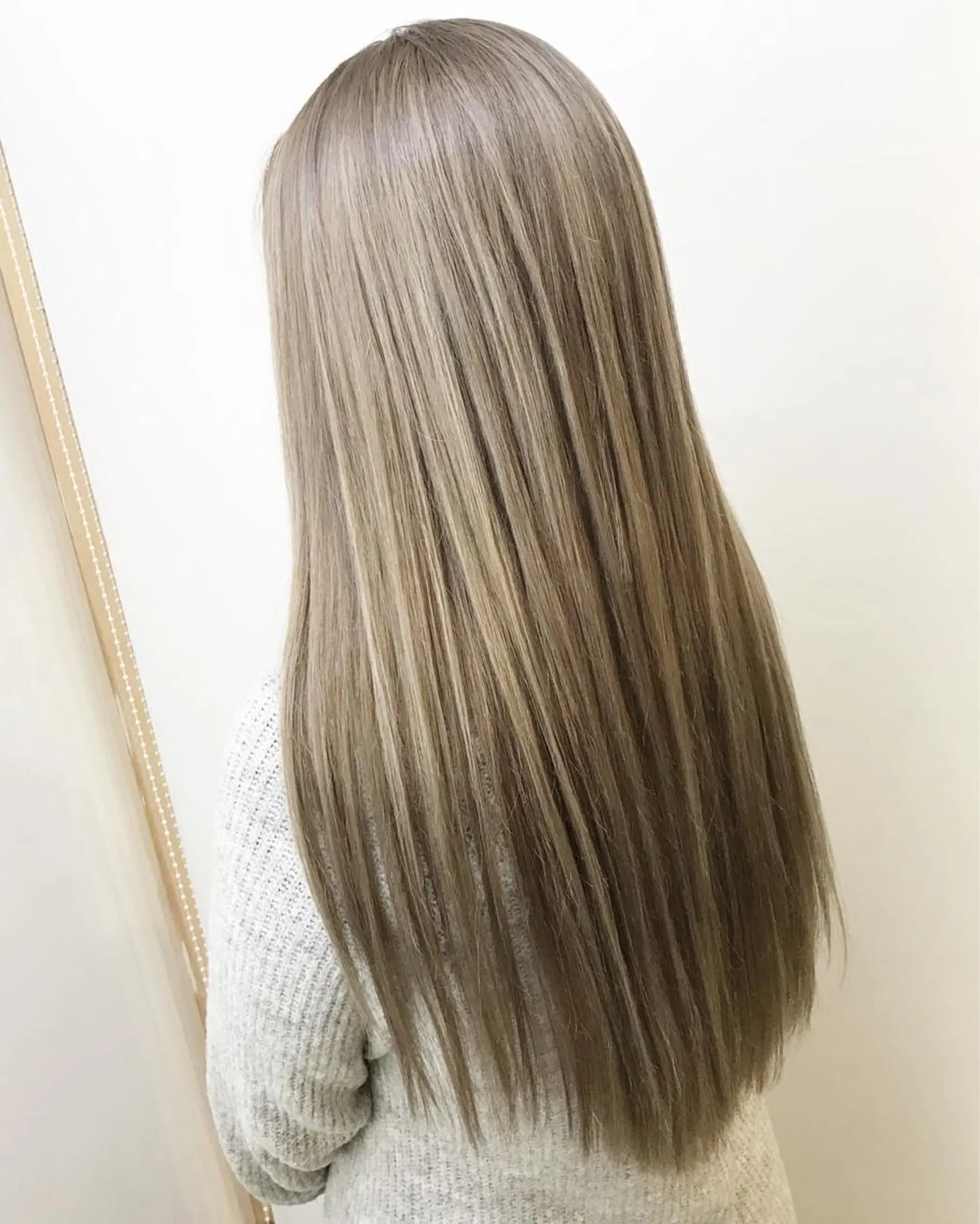 ロング ヘアカラー トリートメント ヘアセット ハルカ/透け感カラー /顔周りレイヤーのヘアスタイル