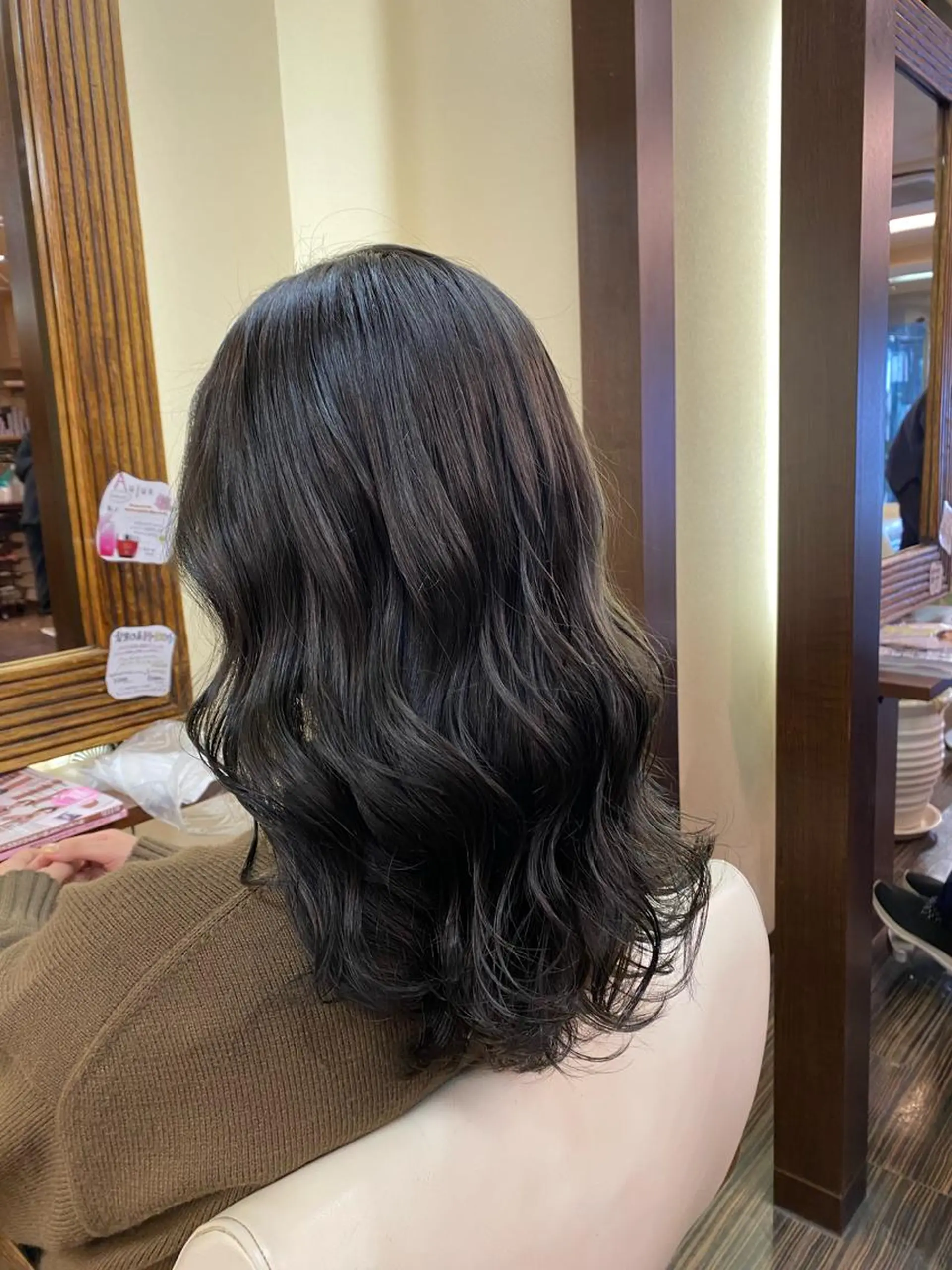 セミロング カラー ヘアアレンジ ヘアカラー トリートメント 加藤 瑠美のヘアスタイル