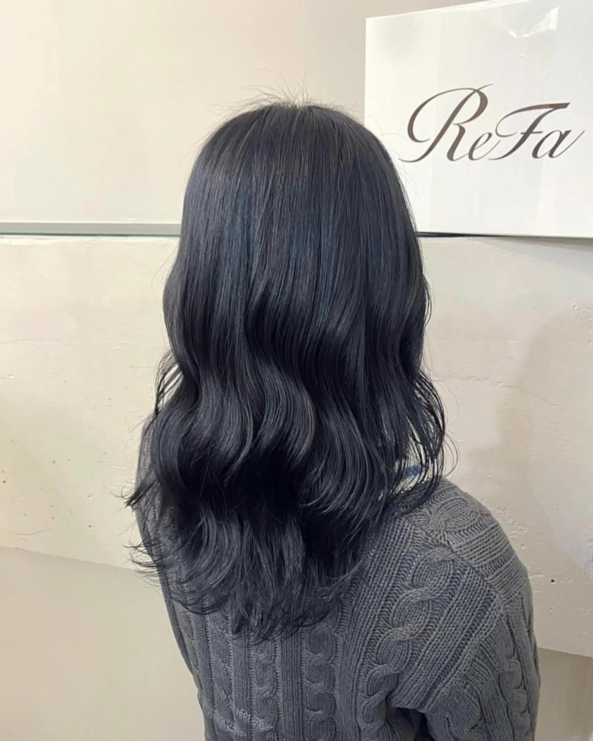 ロング カラー 黒髪 ブルーカラー ブルーブラック 卒業式のヘアスタイル カット ヘアカラー トリートメント 🫧 nanaco🫧のヘアスタイル