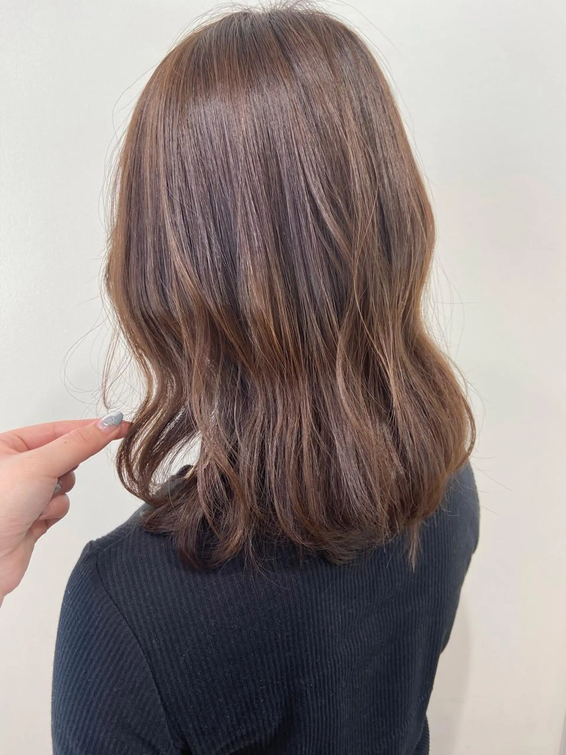 ミディアム カラー ベージュカラー ブリーチ ブリーチなしカラー ヘアカラー 片山 千晴のヘアスタイル