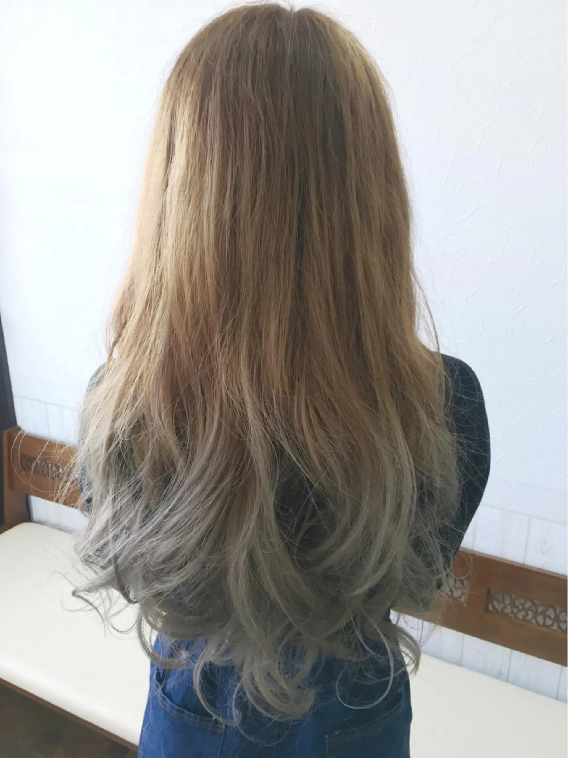 ロング カラー アッシュ アッシュグレー グラデーションカラー Rise Heart 中村 裕介のヘアスタイル