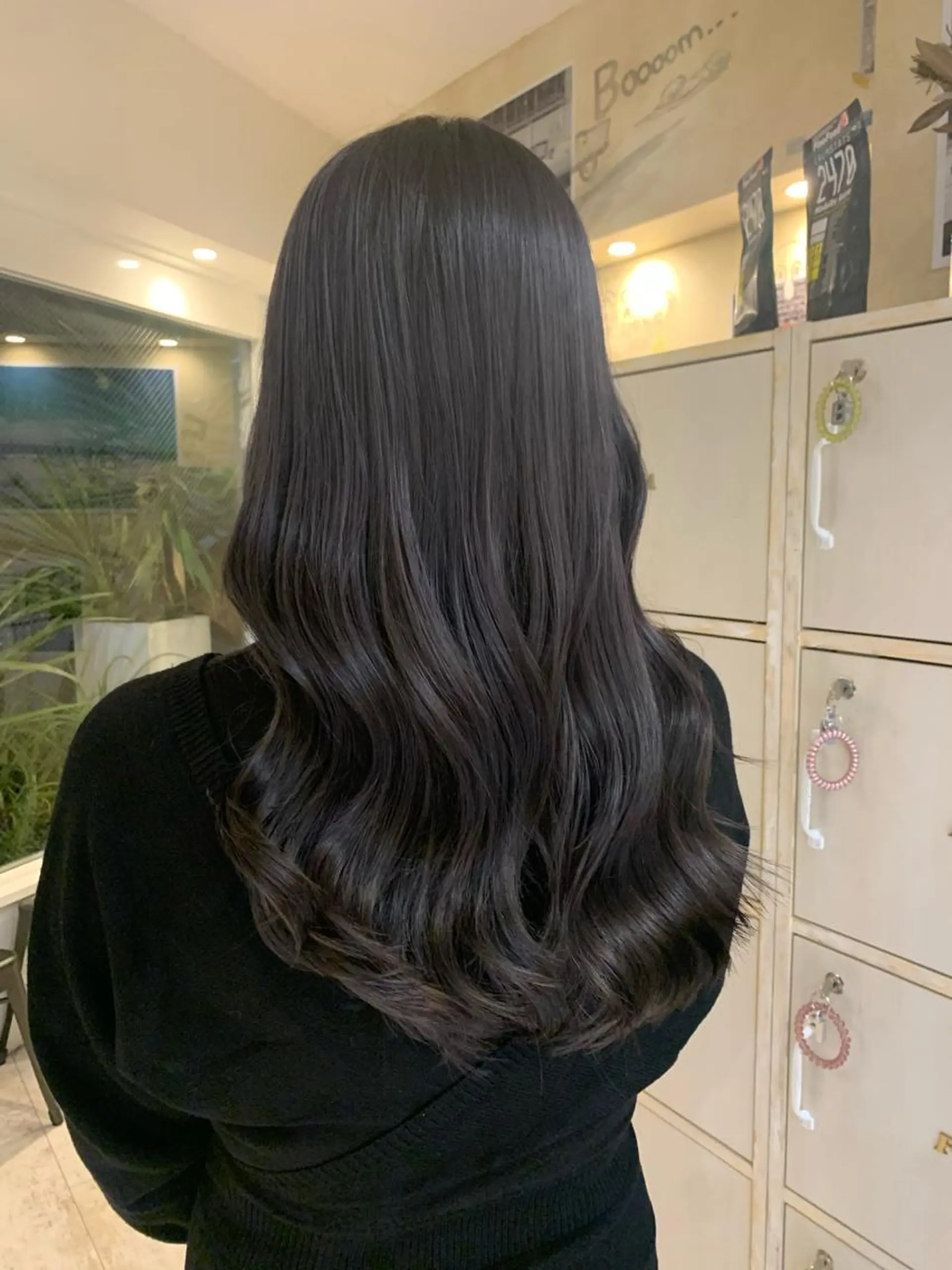 カラー ヤマダ サクラのヘアスタイル