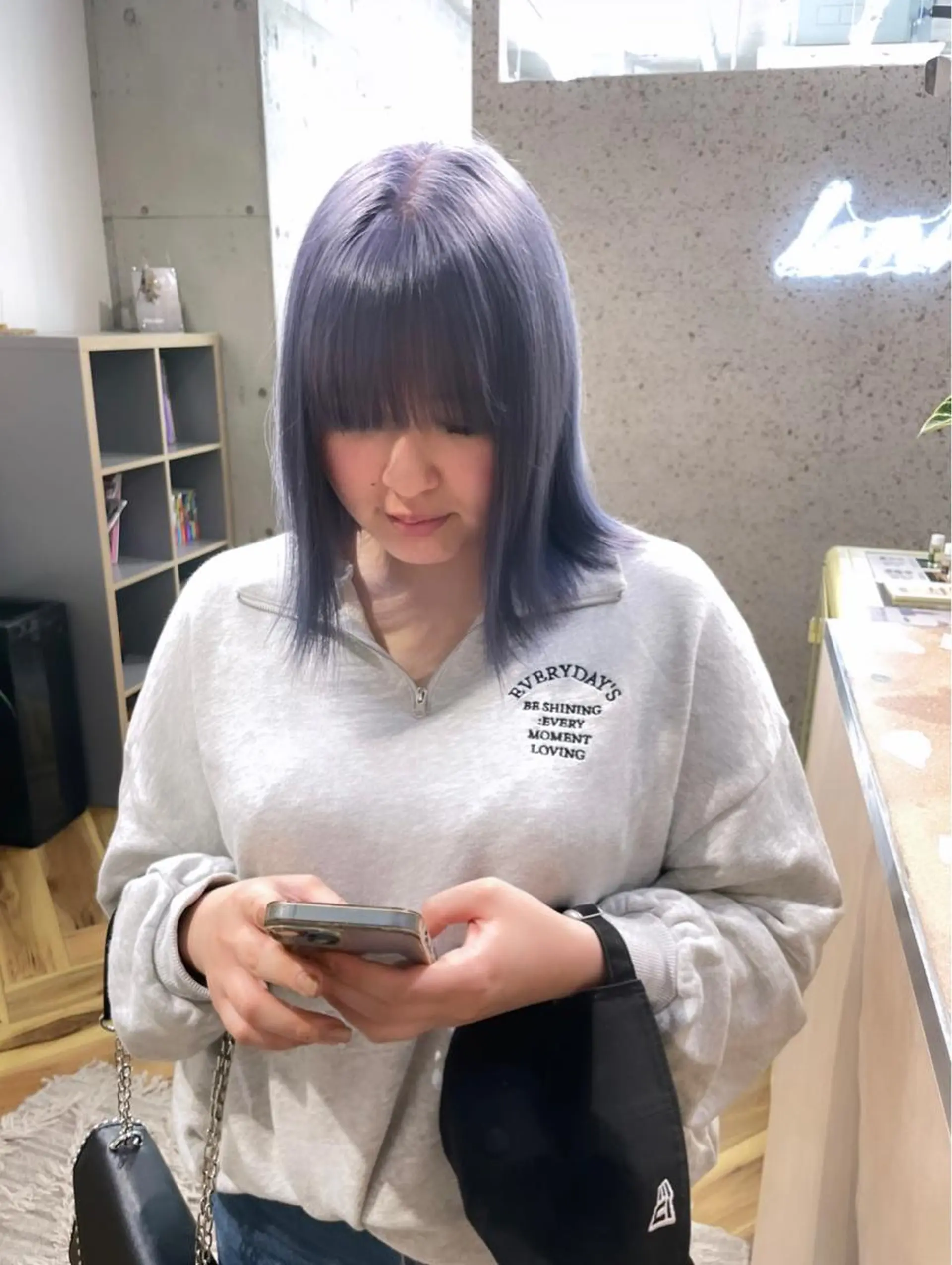 ミディアム 有人/バレイヤージュ /シャドールーツのヘアスタイル