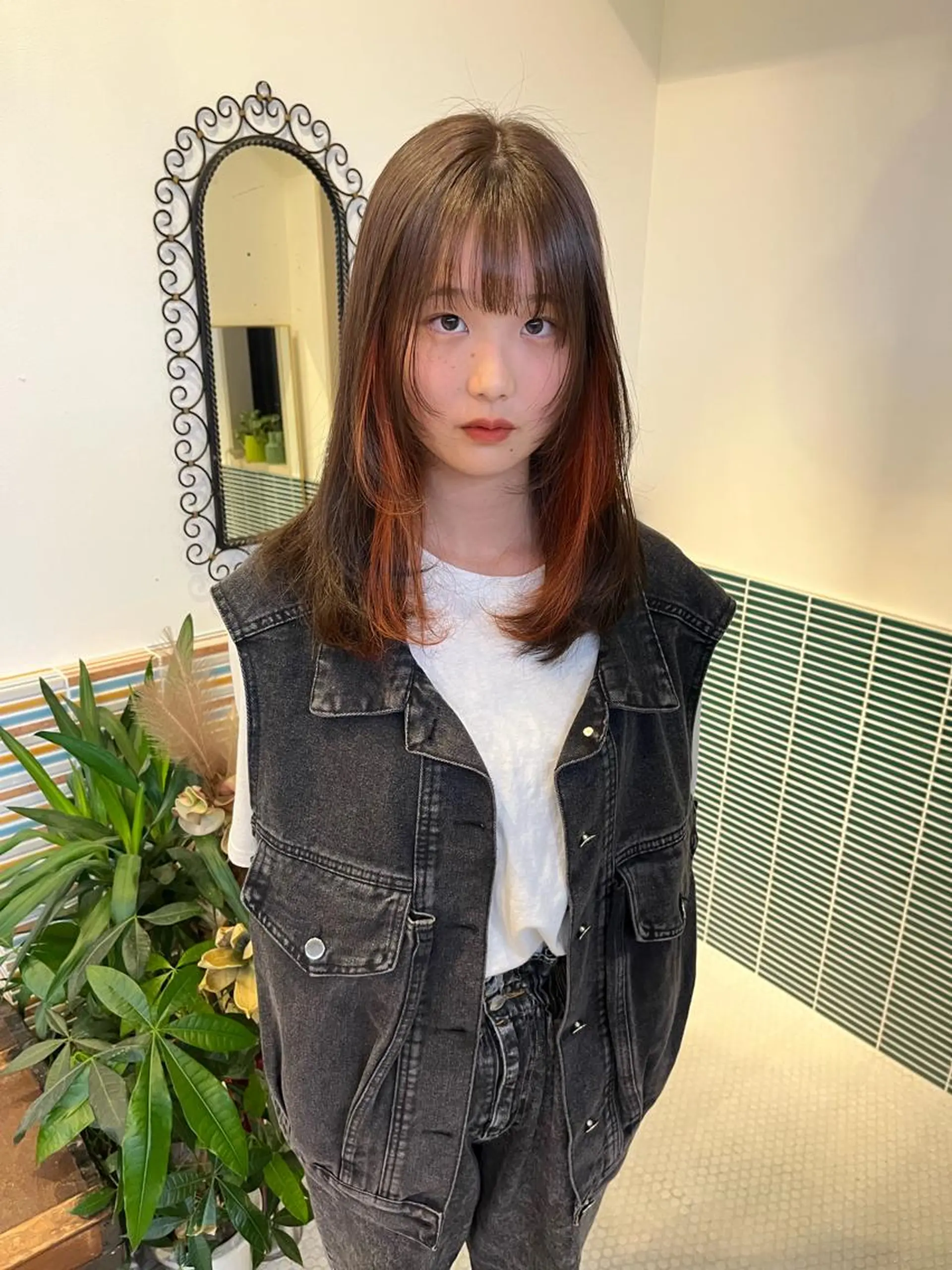 ミディアム カラー ブリーチ カット ヘアカラー トリートメント 🩷ハイトーン透明感 レイヤー🩷ユリカのヘアスタイル