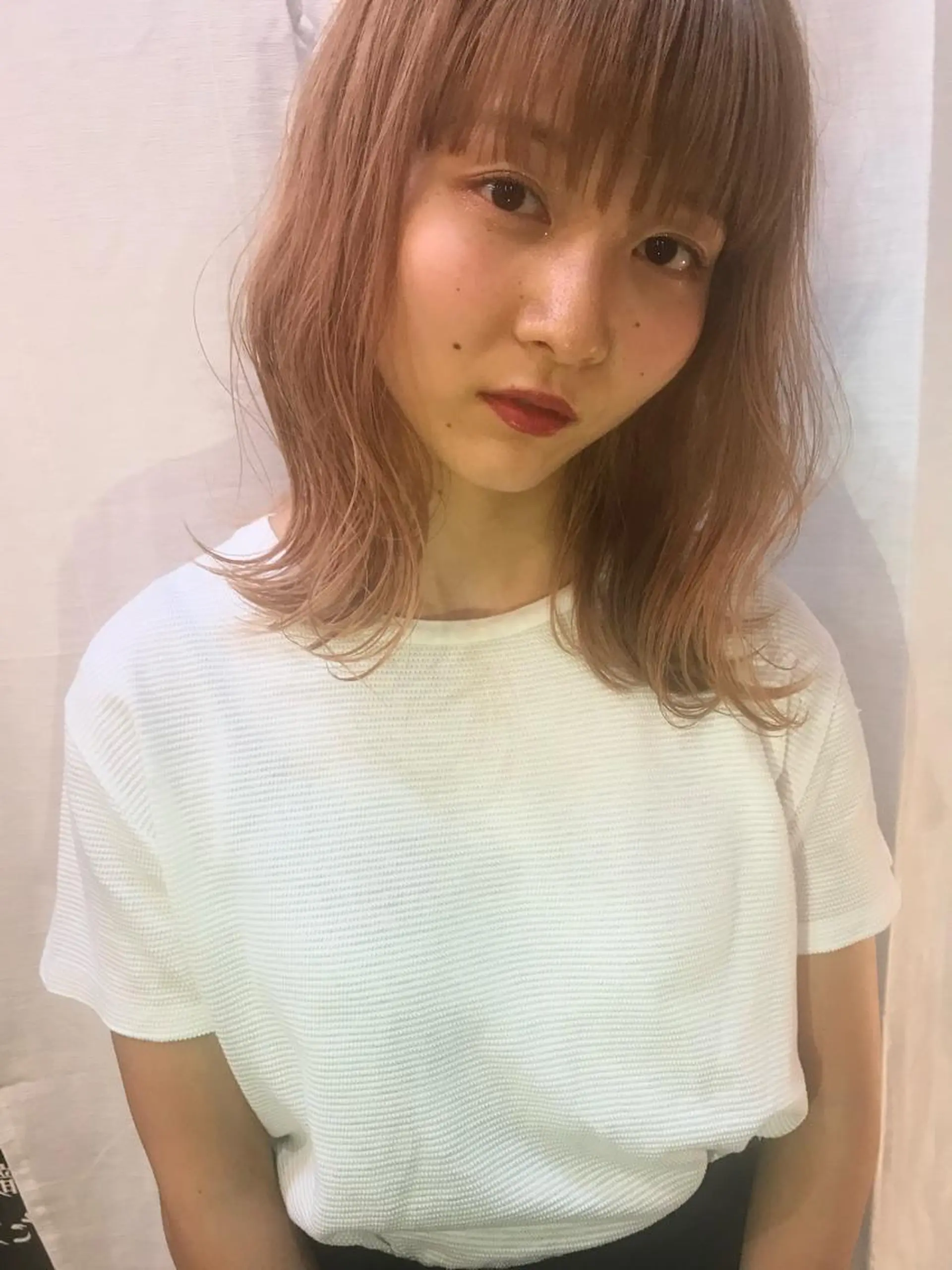 ミディアム カラー パーマ ヘアアレンジ メンズ キッズ ネイル マツエク・マツパ ベージュカラー ピンクカラー ピンクベージュ カラーマツエク キュート 古賀 侑磨のヘアスタイル