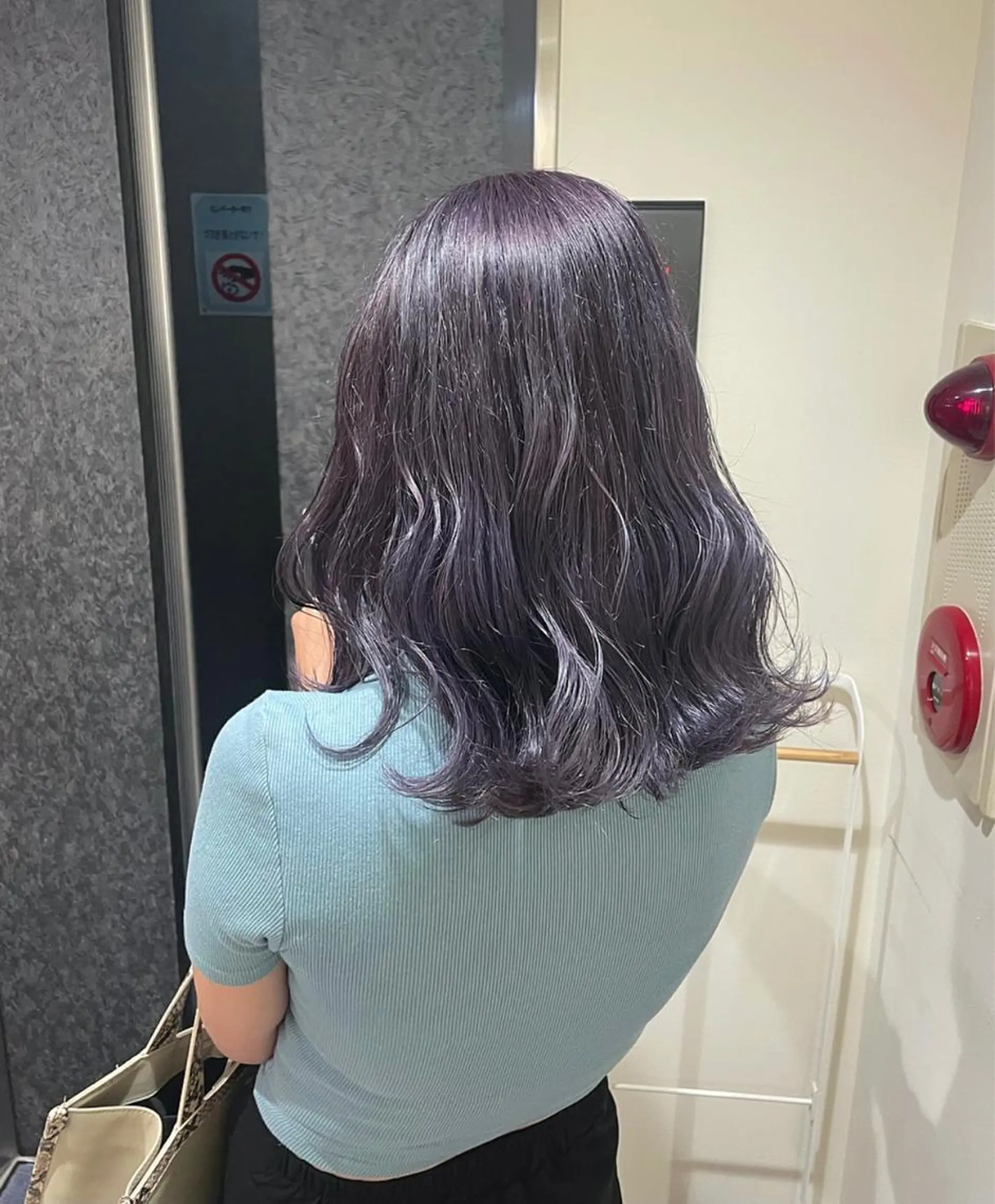 セミロング パープルカラー ヘアカラー soyon心斎橋所属・♡透明感/艶カラー/ M a I ♡のヘアスタイル