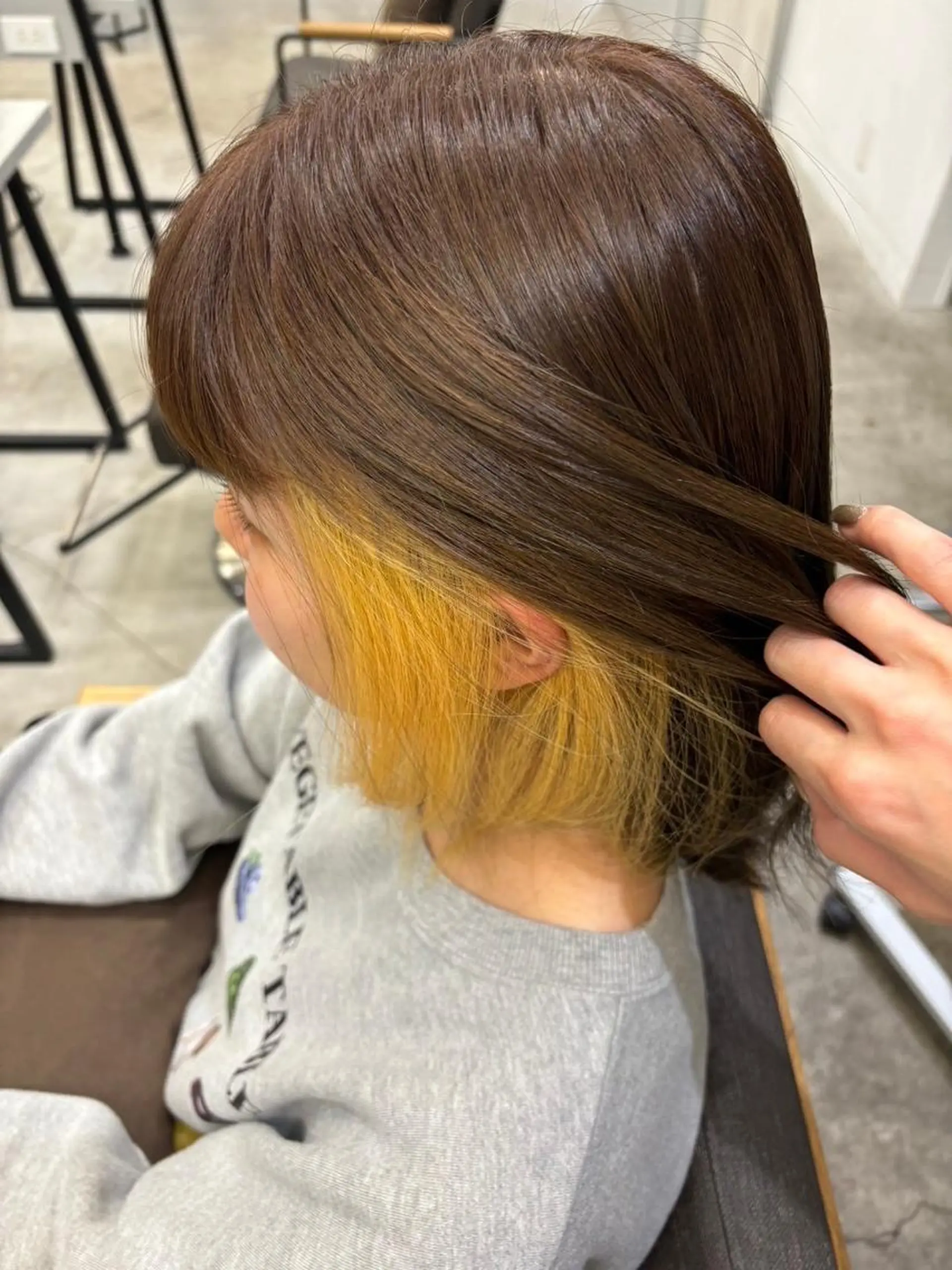 ショート ヘアカラー ハイトーンカラー が絶対可愛い✨泰聖✨のヘアスタイル