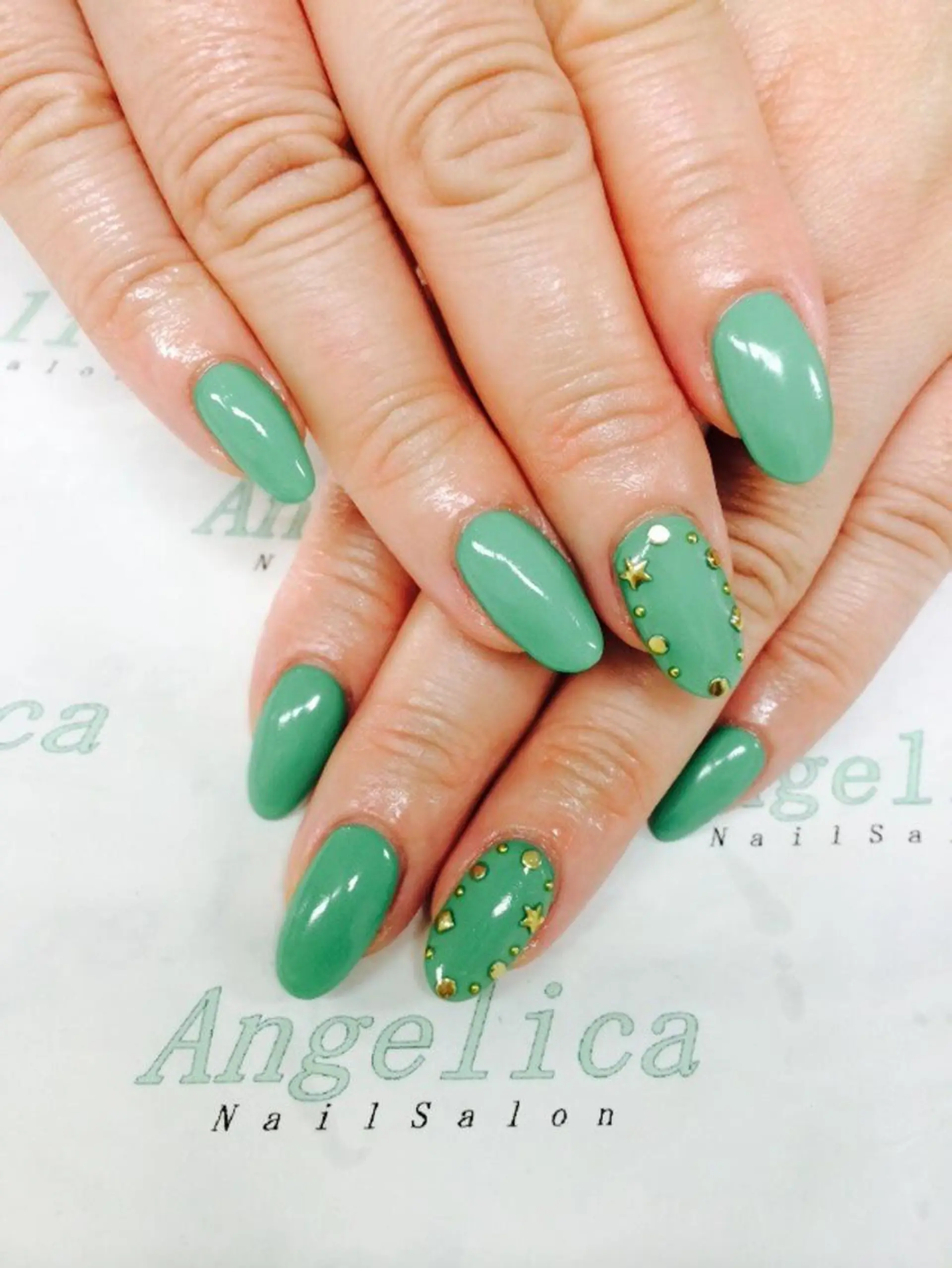 ネイル Angelica ネイリストのネイルデザイン