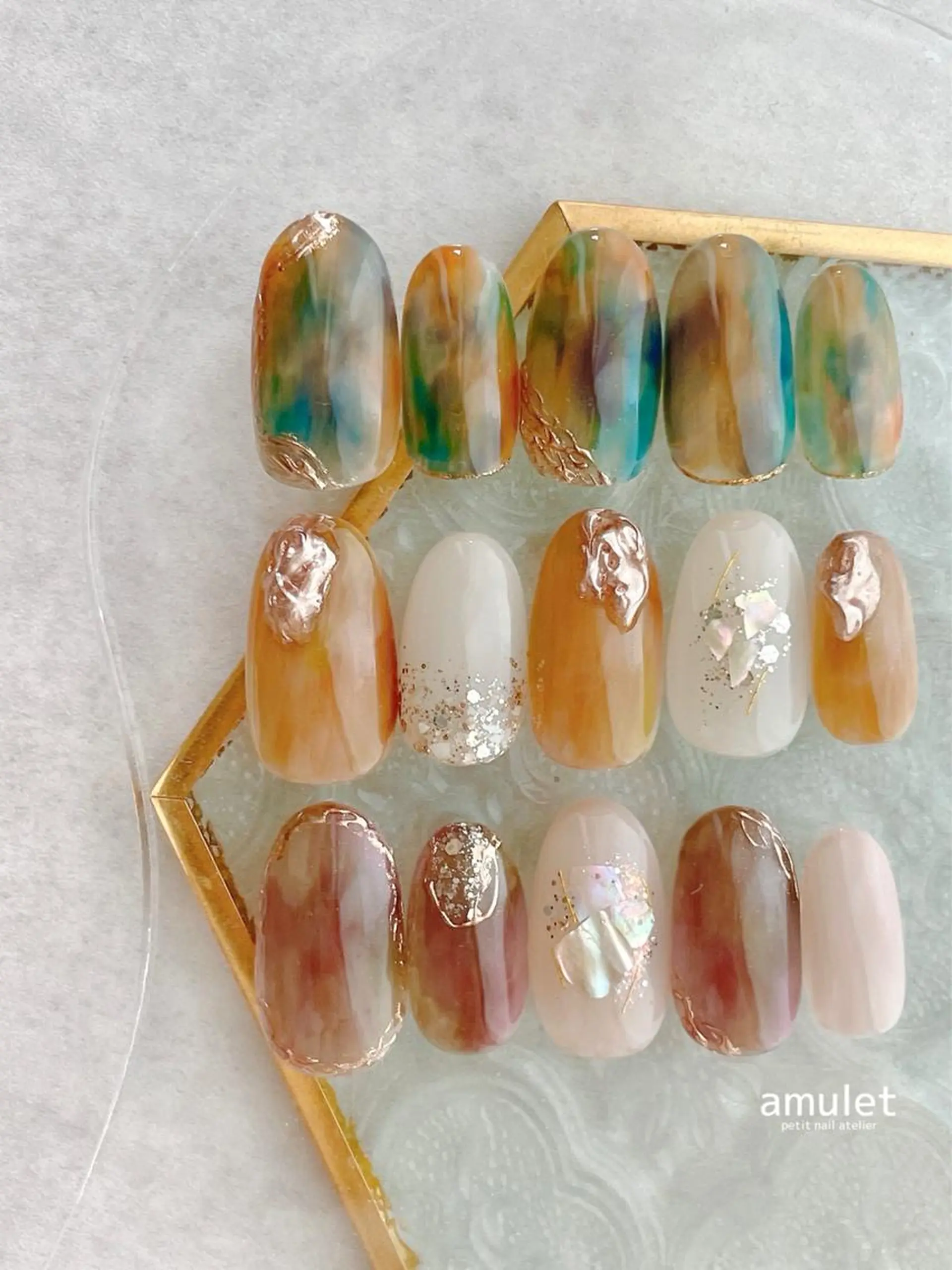 ネイル ニュアンスネイル ハンドネイル amulet TOMOMIのネイルデザイン