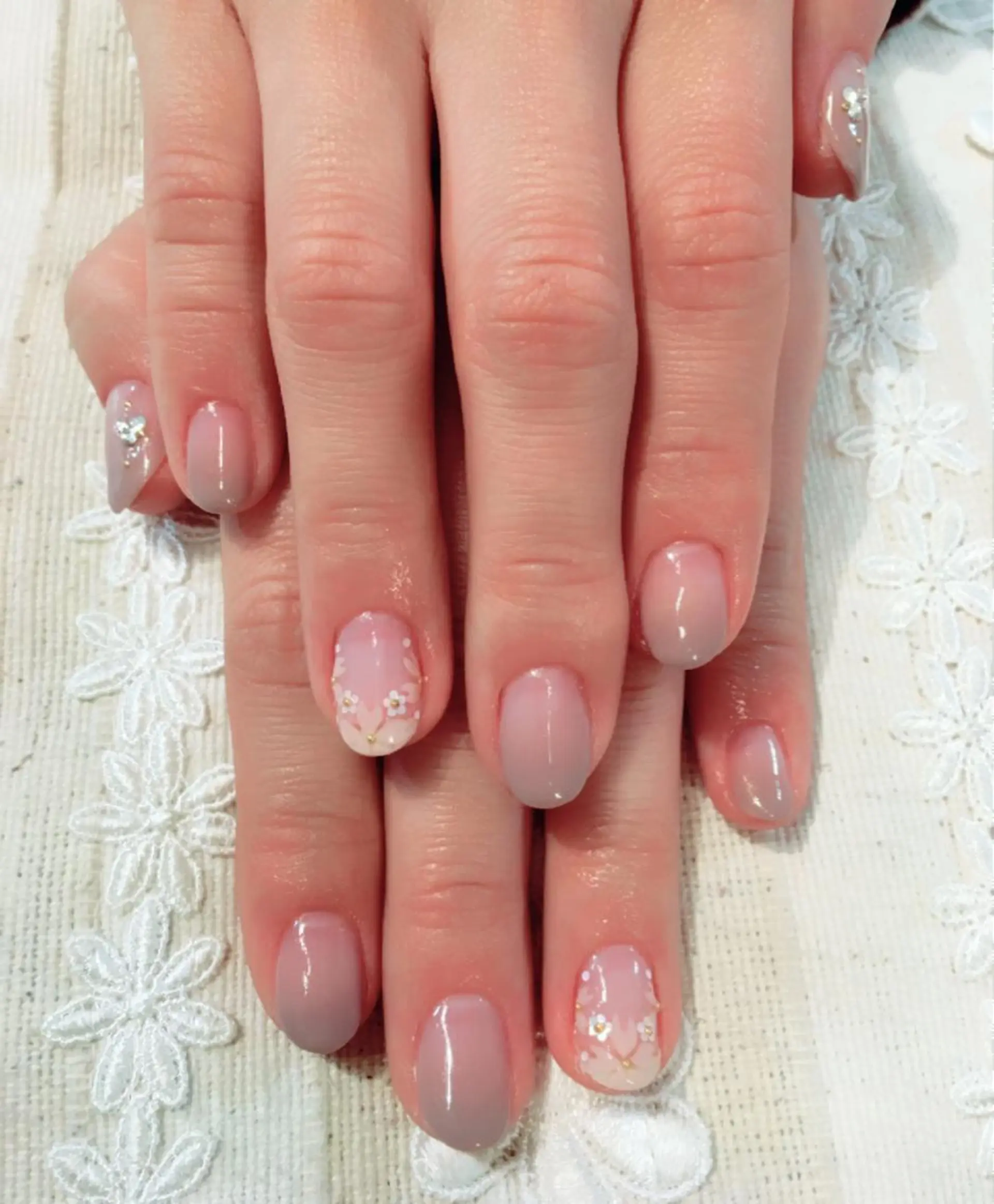 ネイル アートネイル ビジューバイアクイユネイルズ東中野店所属・ビジューバイアクイユ ネイルズ　東中野店のネイルデザイン