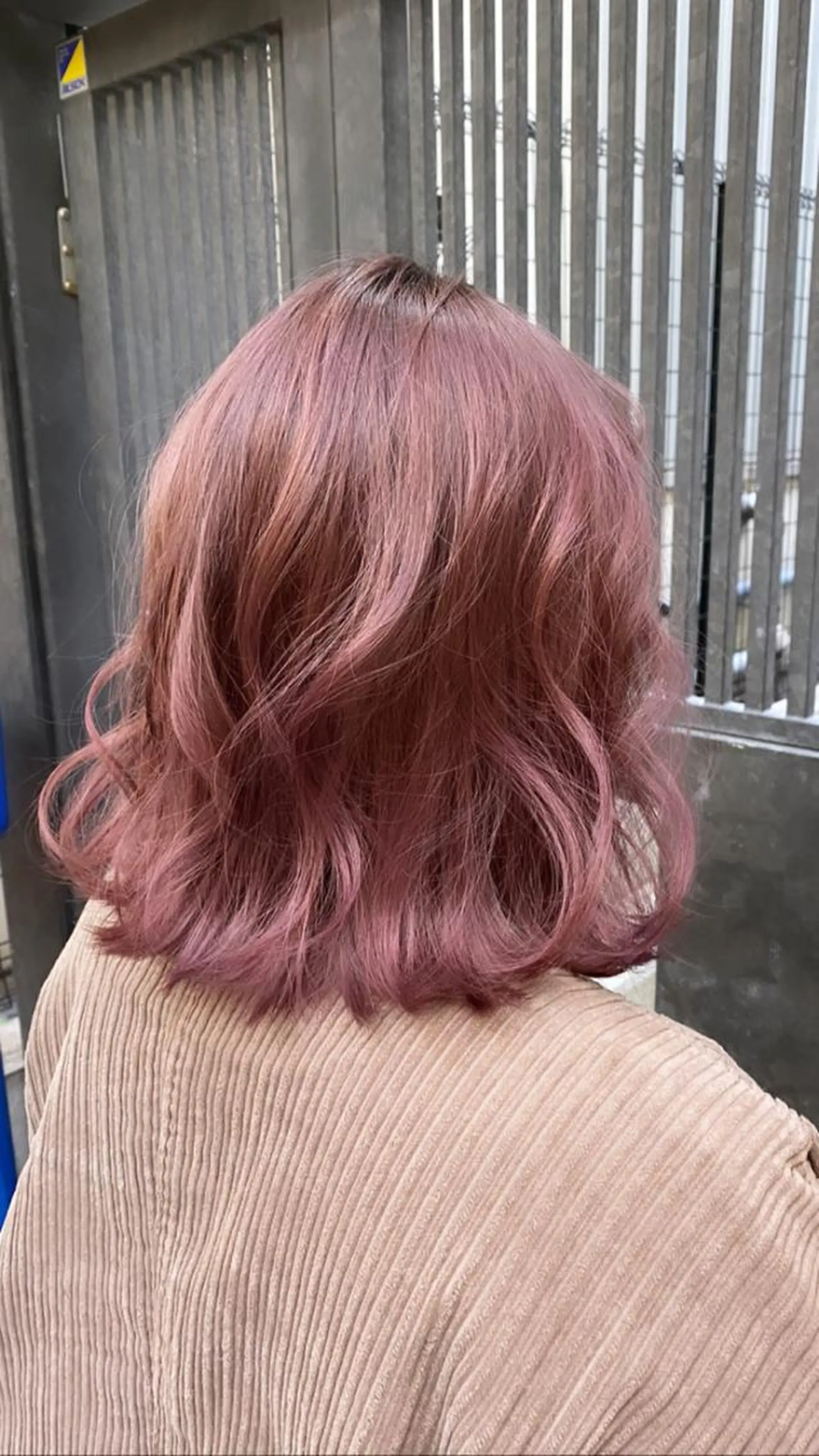 ミディアム ケリーズグリーン所属・ショート/ボブ 森田/嵩士のヘアスタイル