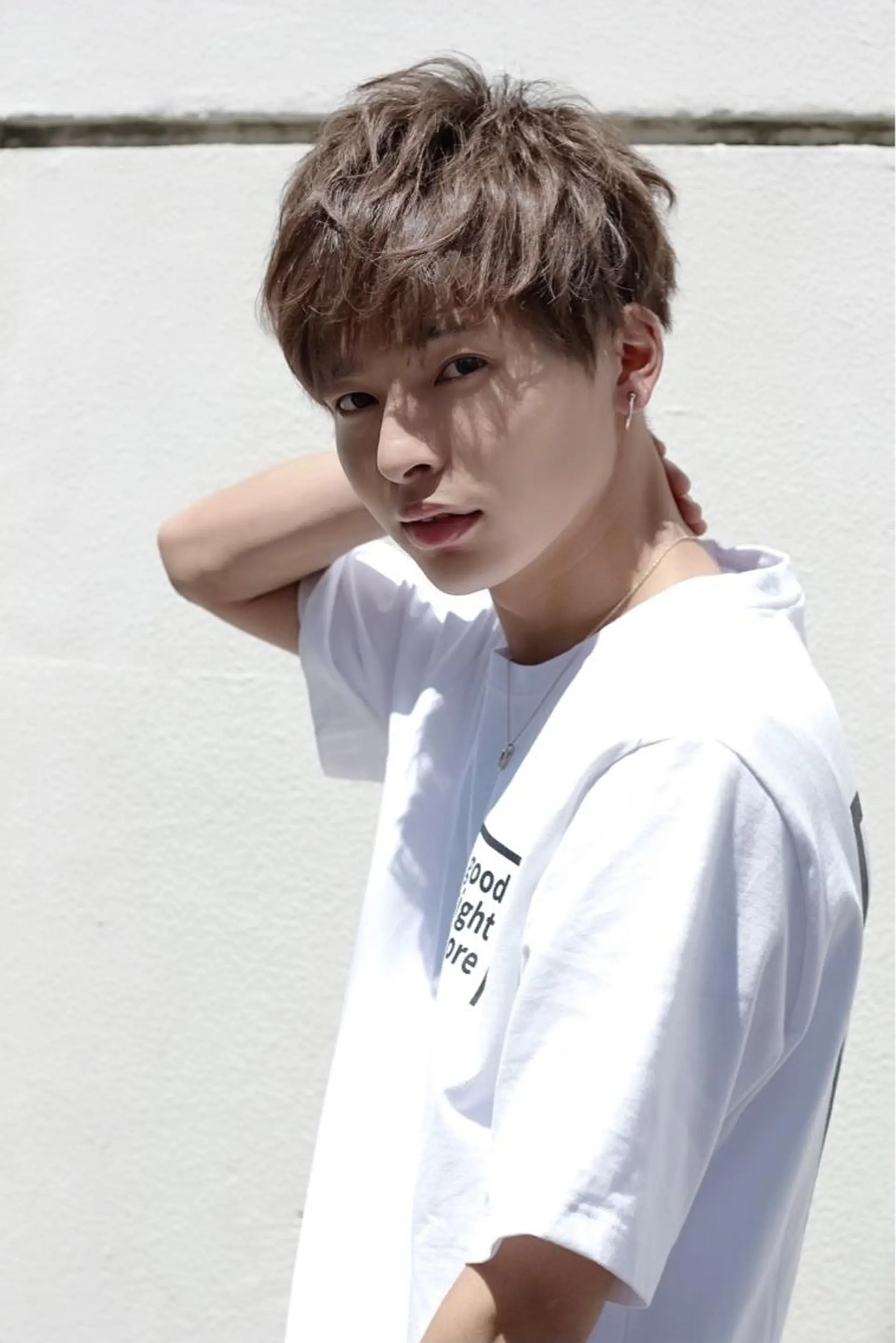 ショート カラー パーマ メンズ メンズハイライト マッシュ ツーブロック 刈り上げ ハイライトカラー coo et fuu所属・根津、表参道2店舗 店長　内見 加瑞磨のヘアスタイル