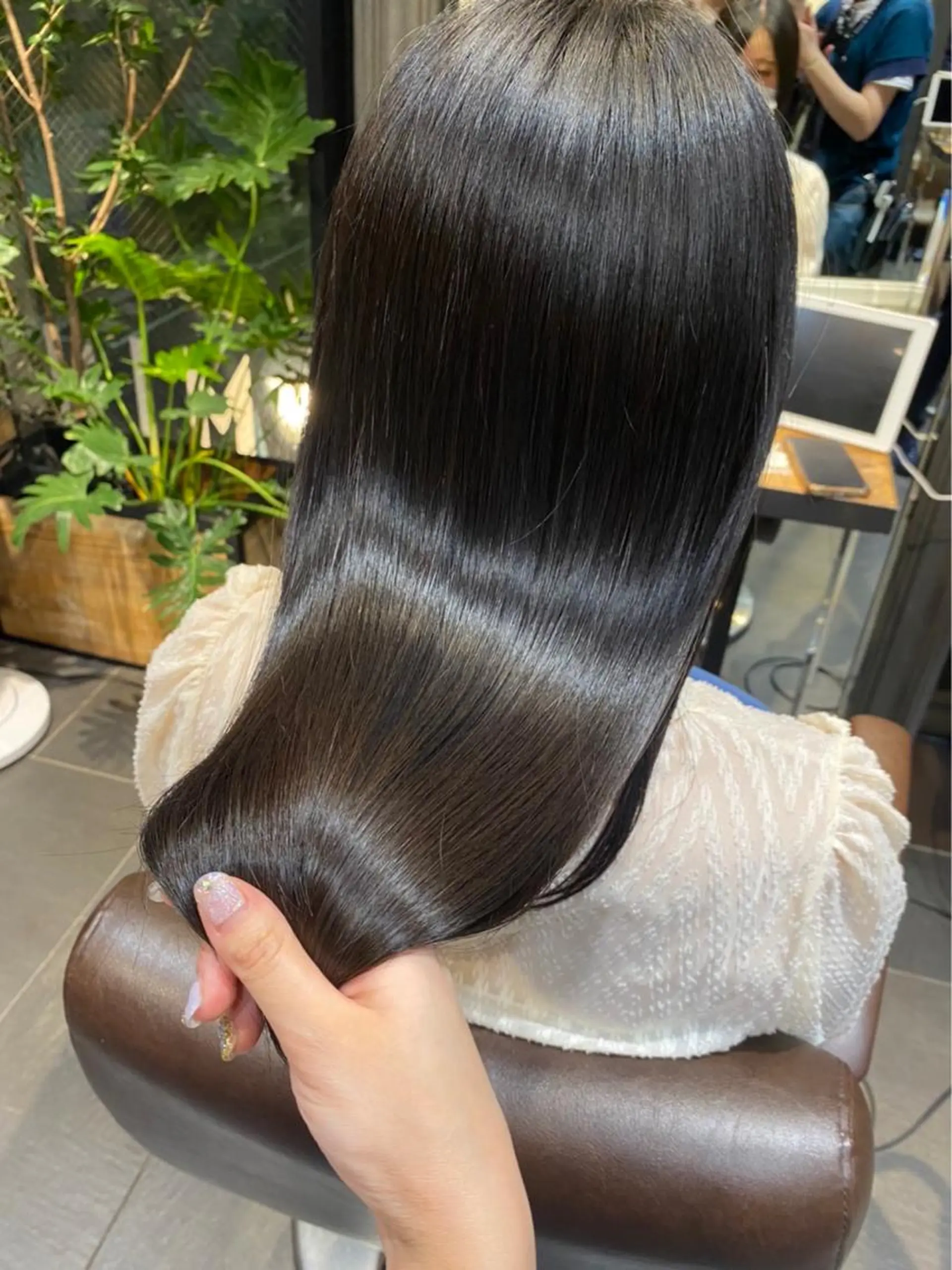 ミディアム ヘアカラー 松木 花鈴のヘアスタイル